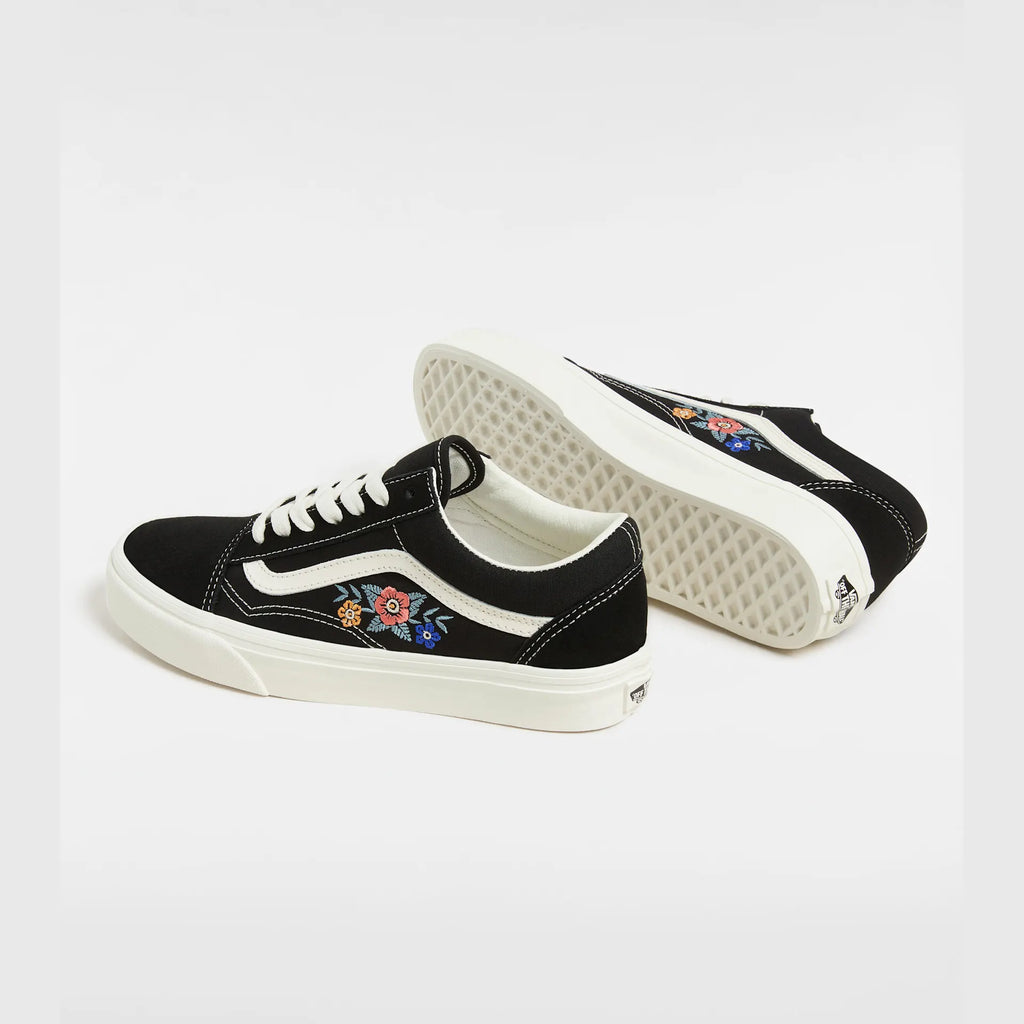 vans-old-skool-black-floral-vn000d7zf2b1-3