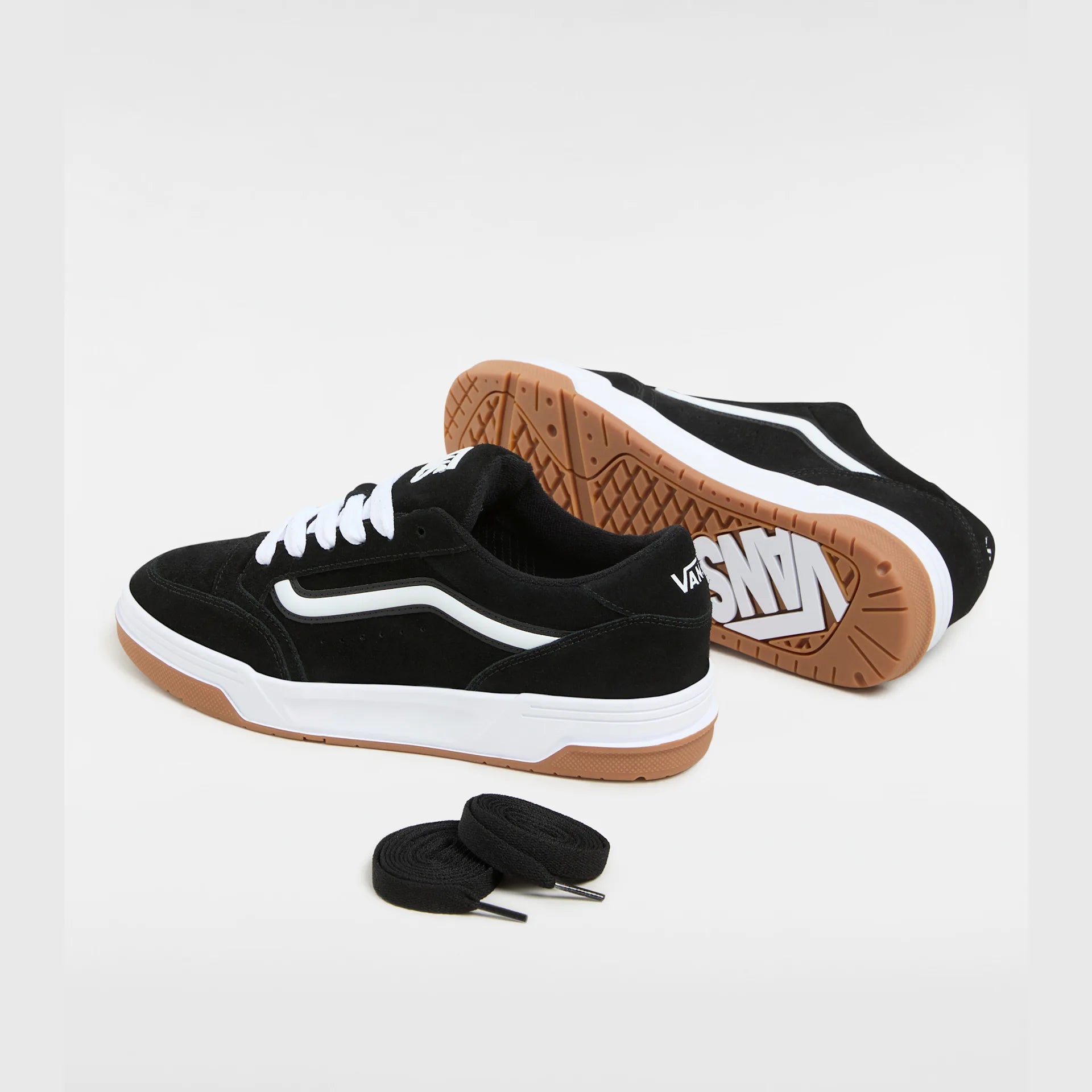 vans-hylane-black/white/gum-vn000d819x11-3