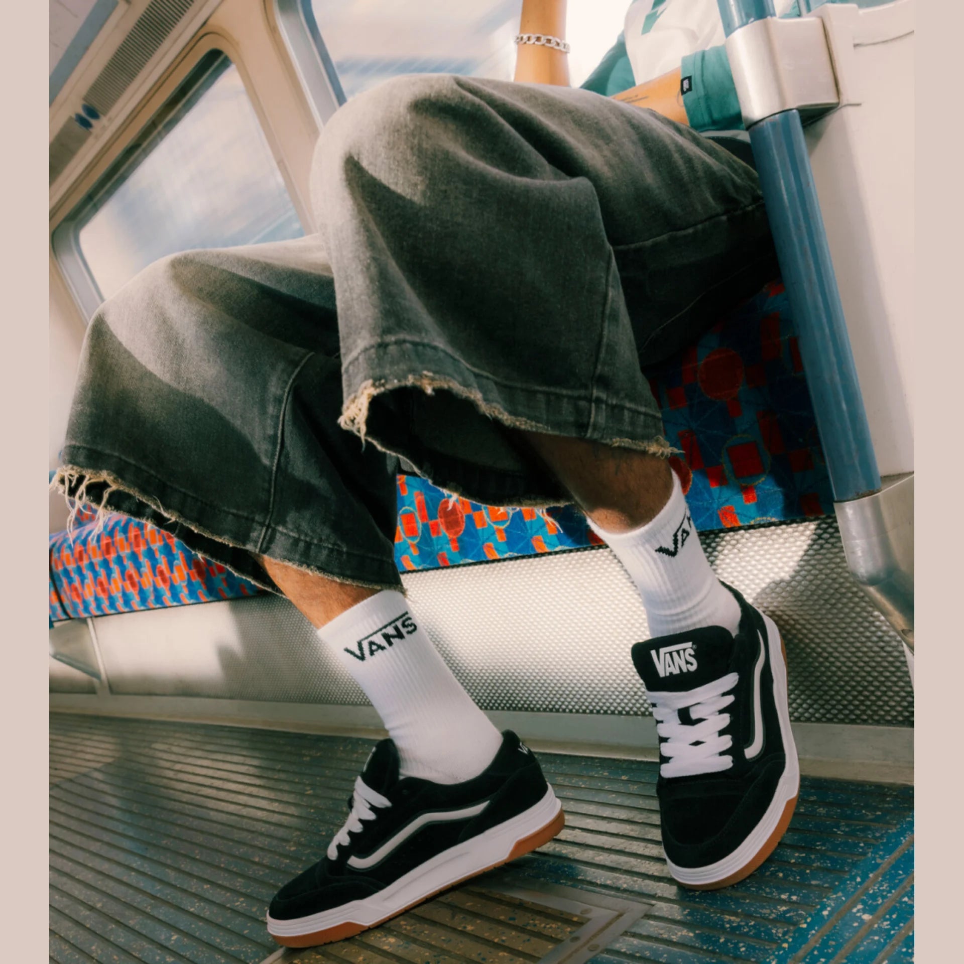 vans-hylane-black/white/gum-vn000d819x11-6