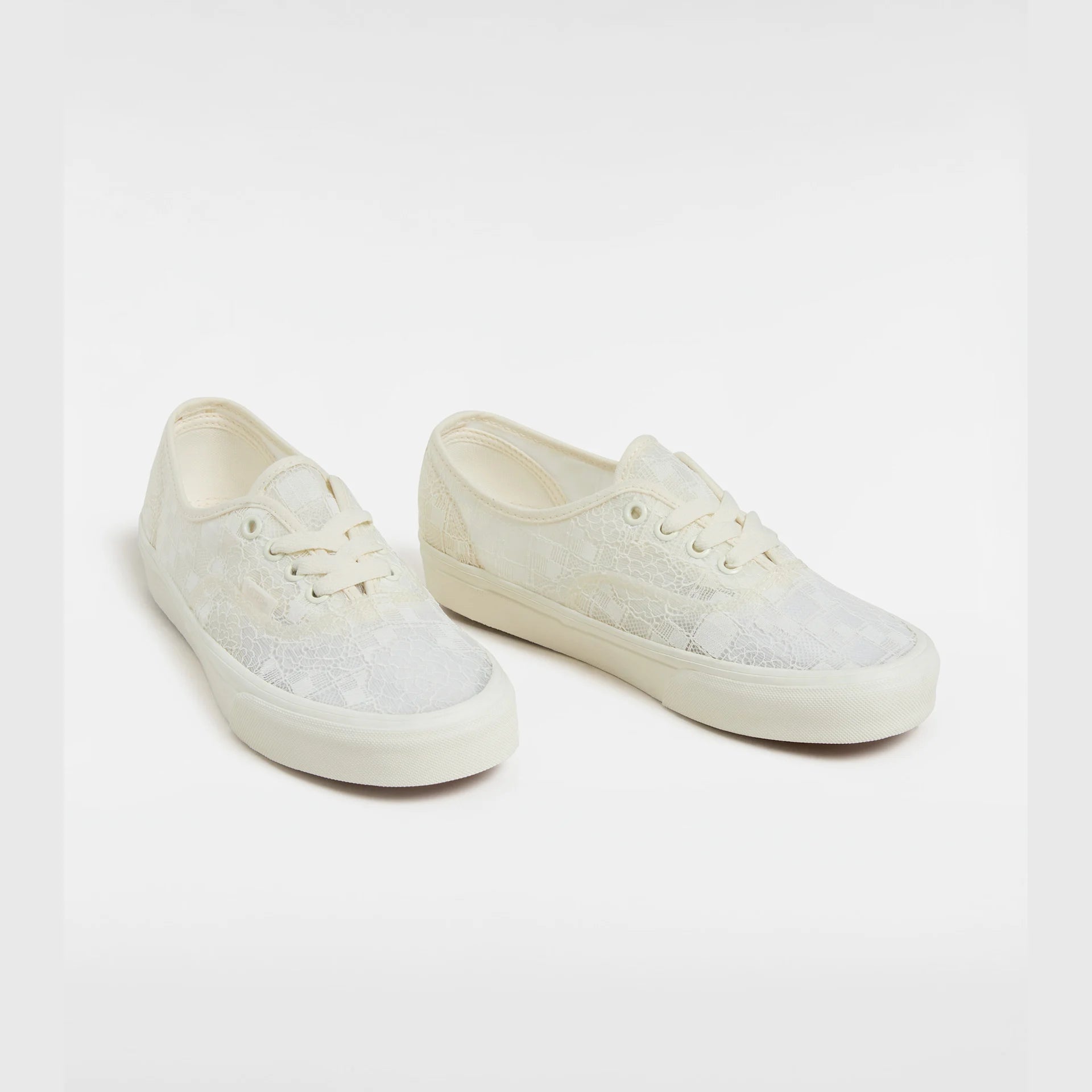 vans-authentic-chou-chou-marshmallow-vn000d8bccz1-2