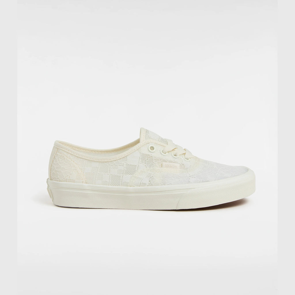 vans-authentic-chou-chou-marshmallow-vn000d8bccz1-1