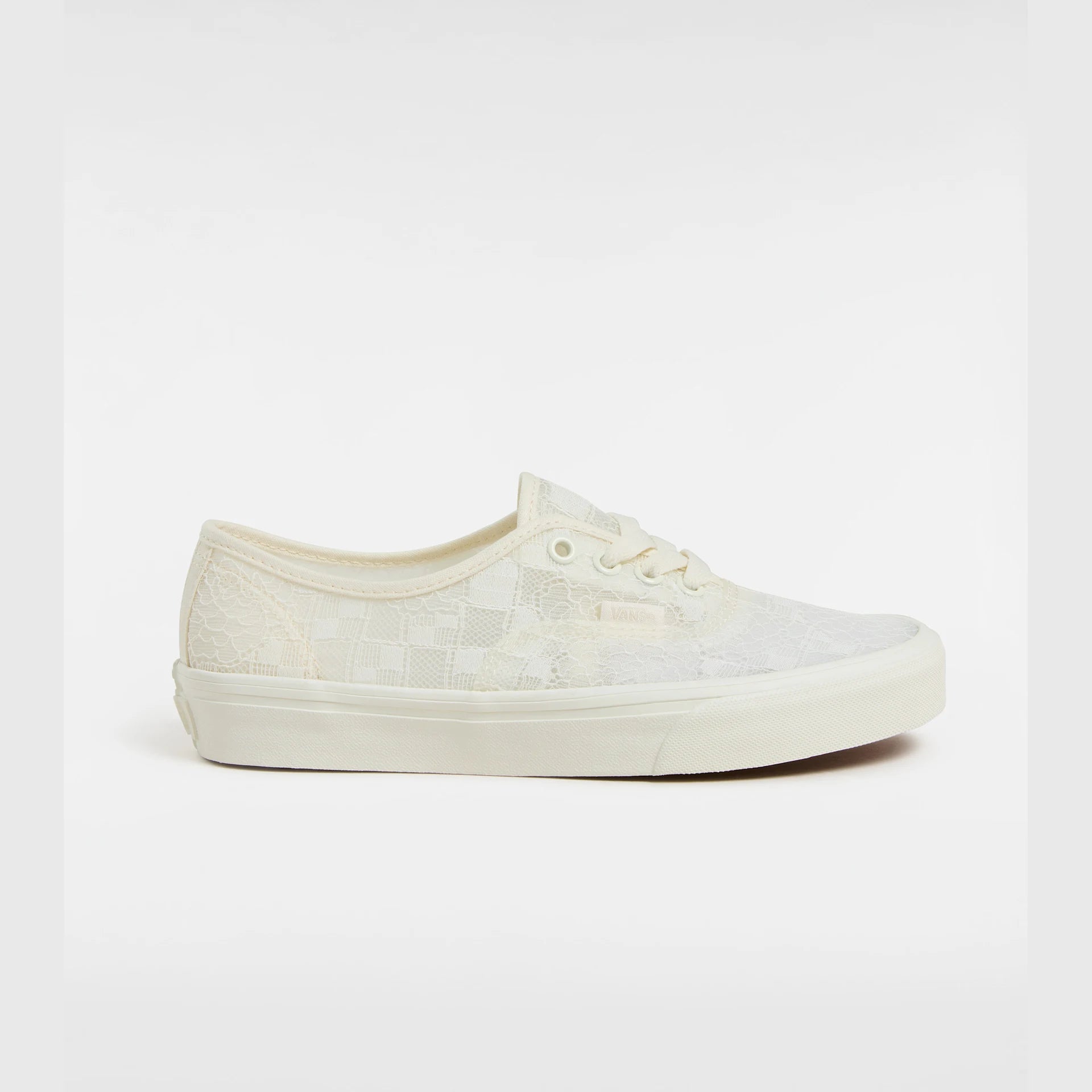 vans-authentic-chou-chou-marshmallow-vn000d8bccz1-1