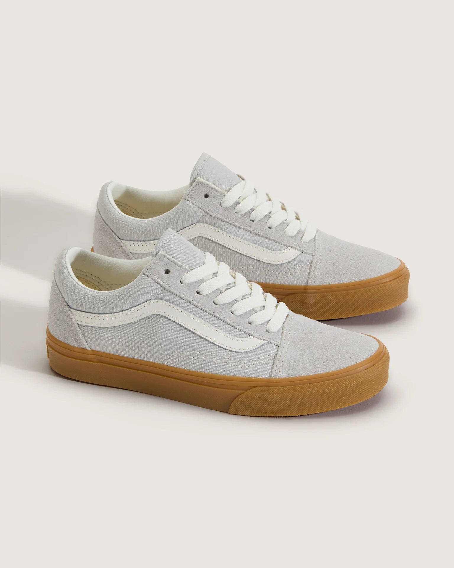 vans-old-skool-gray/gum-vn000d9y0cs1-2