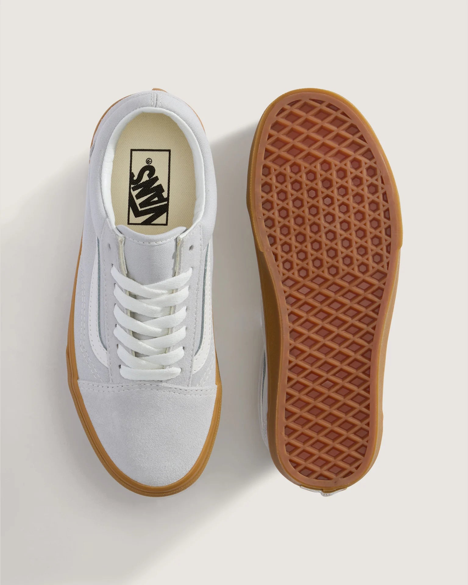 vans-old-skool-gray/gum-vn000d9y0cs1-3