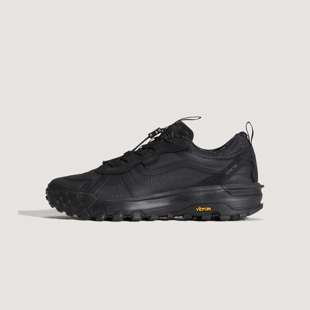 VANS MTE Crosspath XC Gore-Tex BLACKOUT Cipő 1