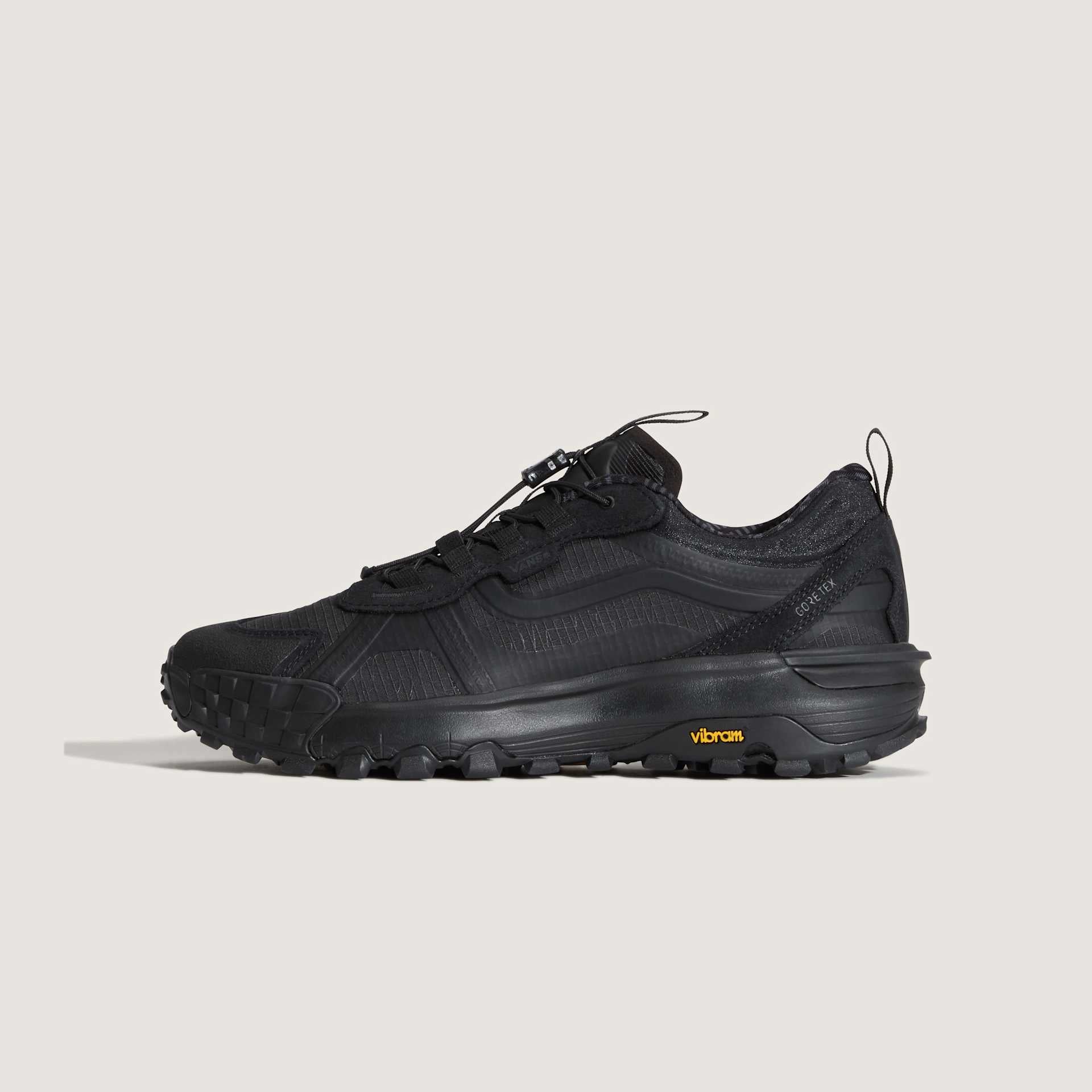 VANS MTE Crosspath XC Gore-Tex BLACKOUT Cipő 1