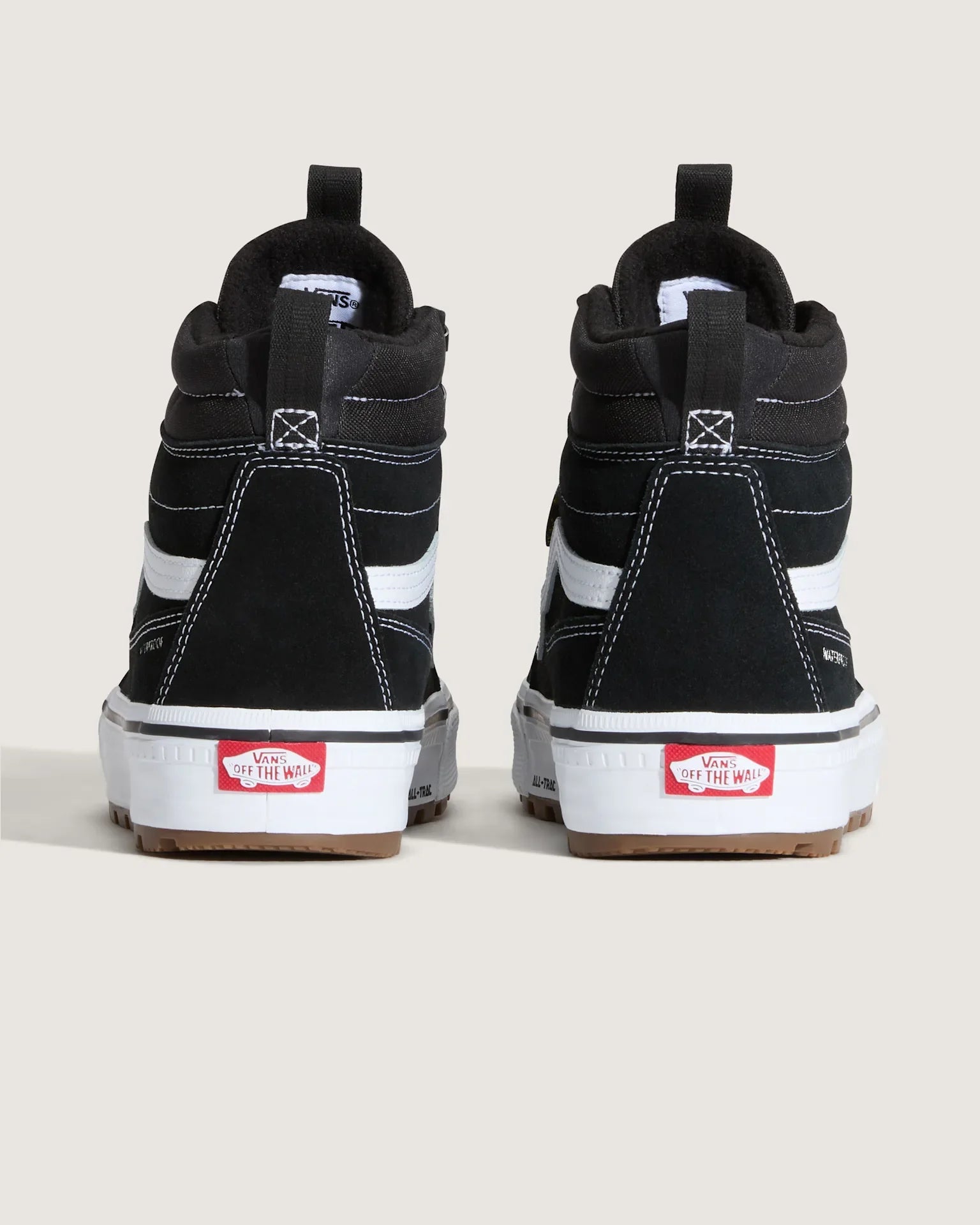 VANS MTE Sk8-Hi Waterproof Insulated BLACK/WHITE Cipő VN000DAQBA21 - 4