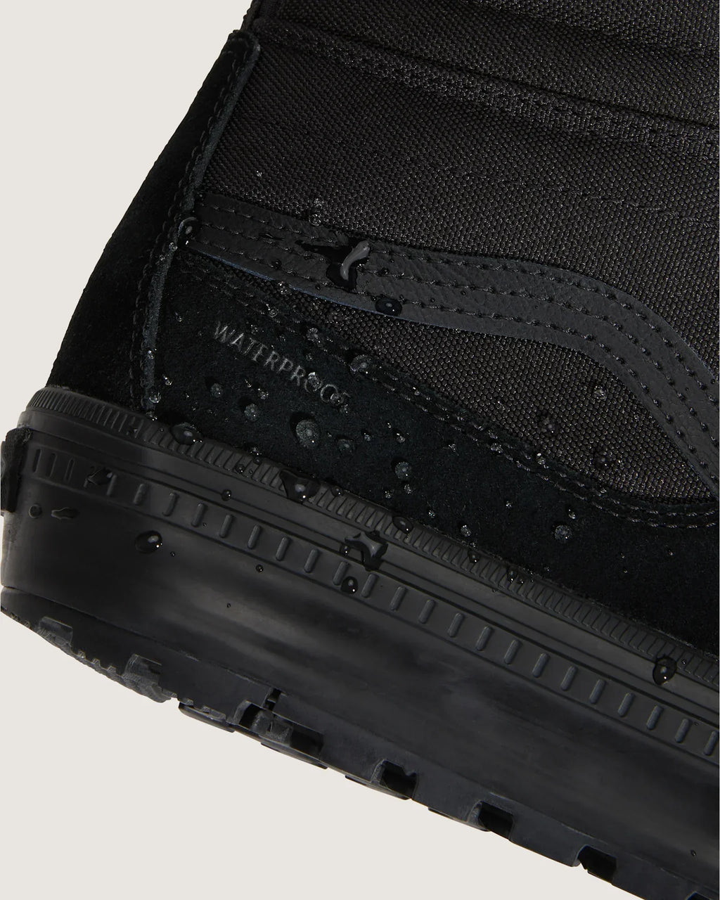 Vans Sk8-Hi Waterproof Insulated MTE Black/Black Cipő VN000DAQBKA1 - 9