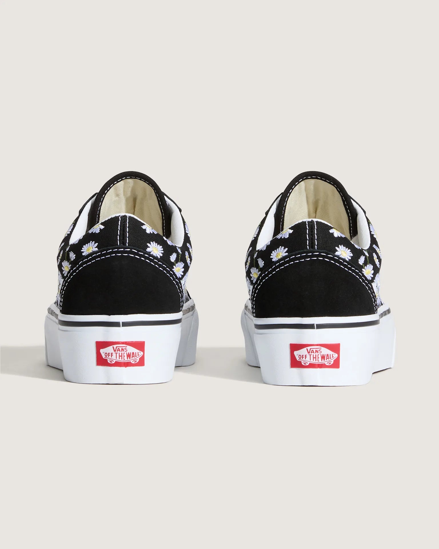 vans-old-skool-platform-floral-embroidery-black/white-vn000e87ba21-4