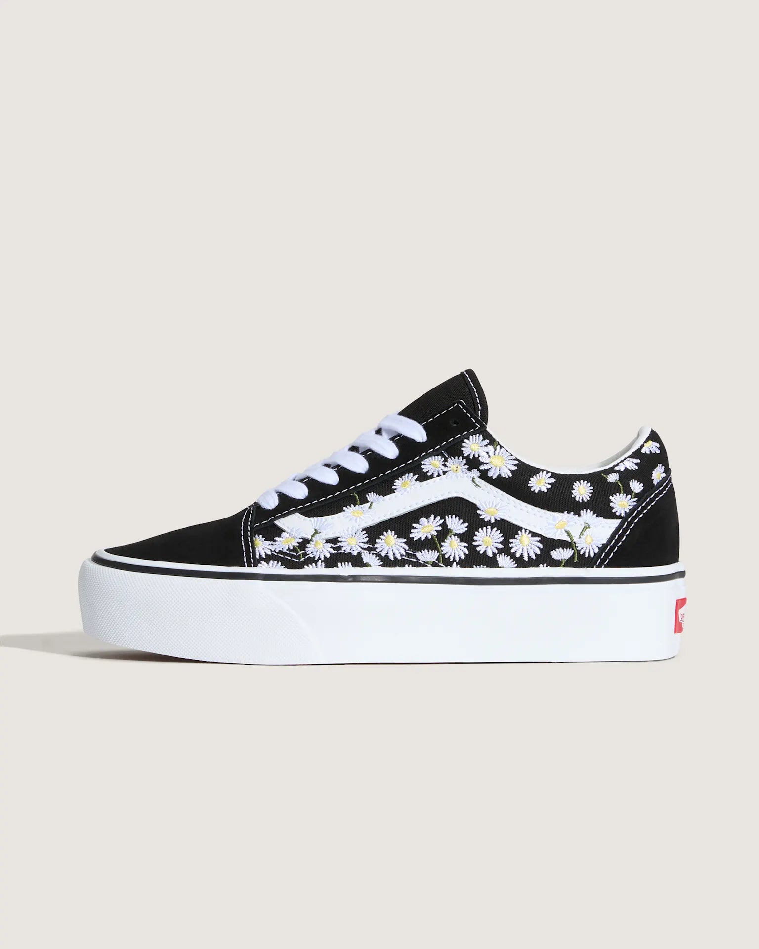 vans-old-skool-platform-floral-embroidery-black/white-vn000e87ba21-1
