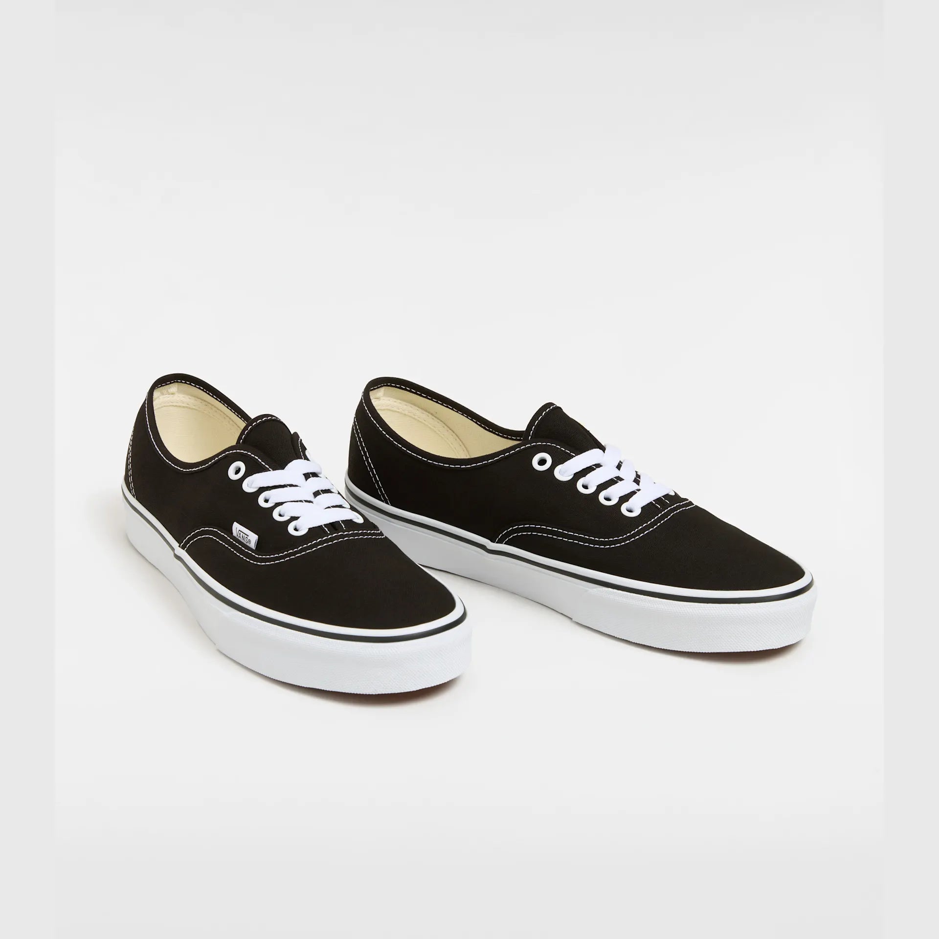 vans-ua-authentic-black-vn000ee3blk1-4