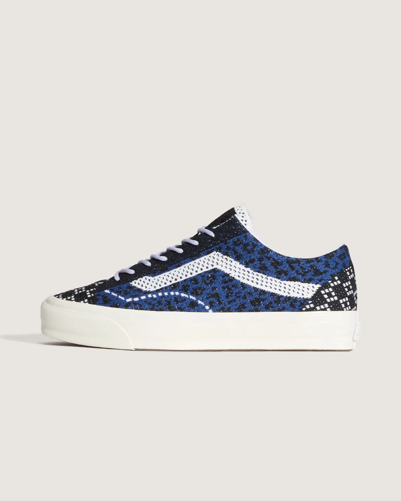 vans-lx-old-skool-36-ek-cheetah-navy-vn000efkbx91-1