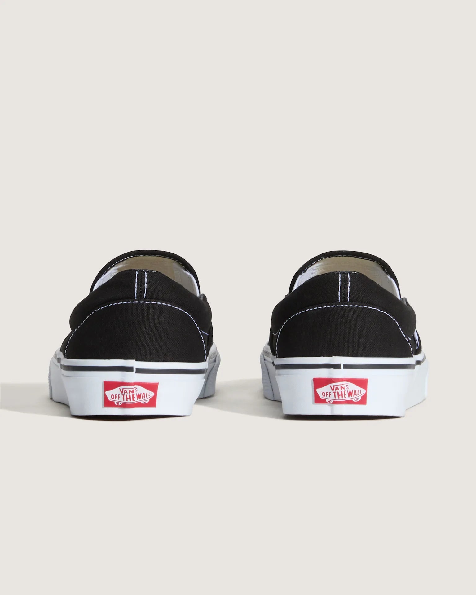 vans-ua-classic-slip-on-black-vn000eyeblk1-4