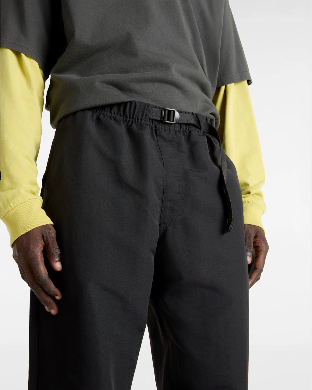 vans-mte-range-nylon-loose-tapered-pant-black-vn000g6dblk1-7