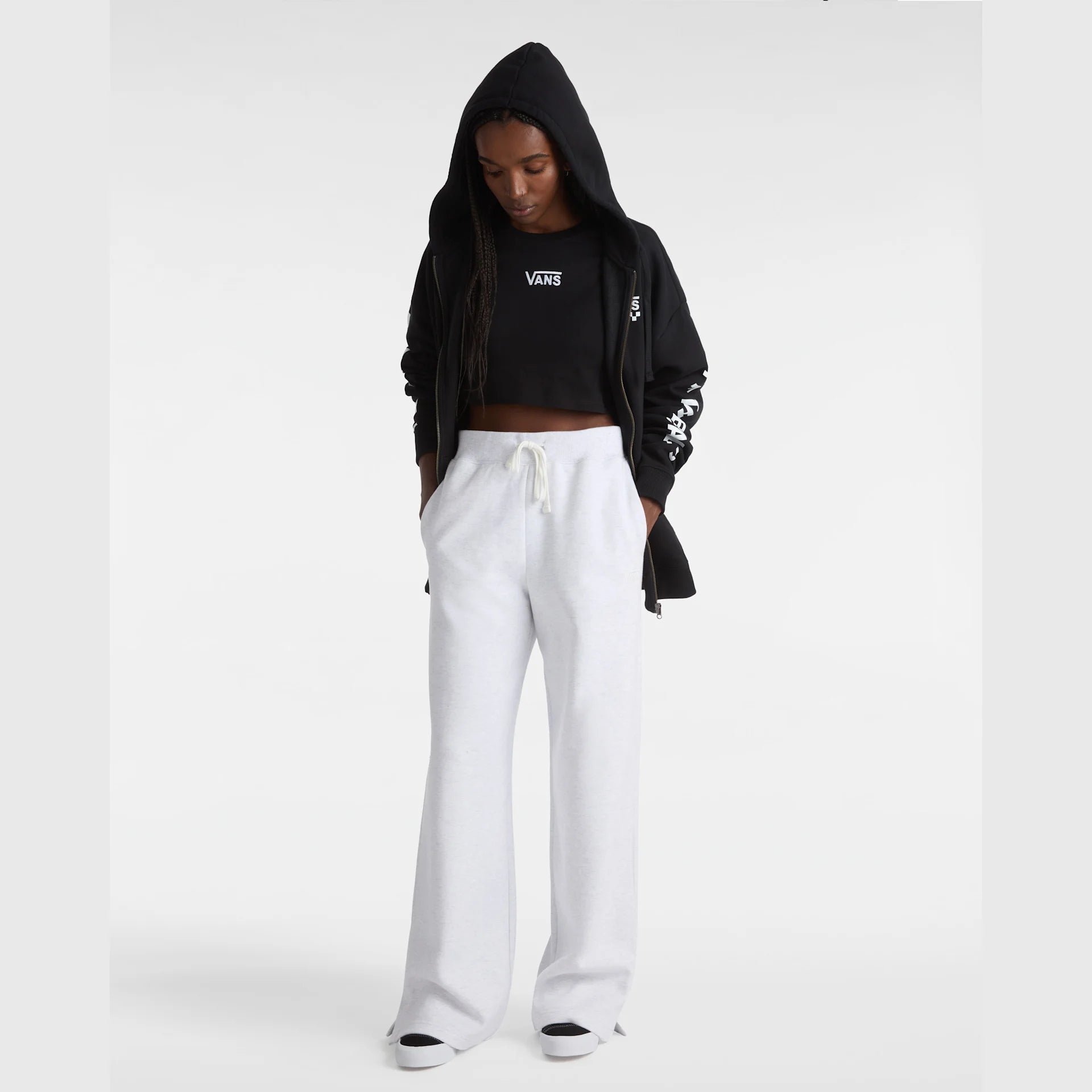 vans-flying-v-crew-crop-ii-black-vn000gffblk1-5