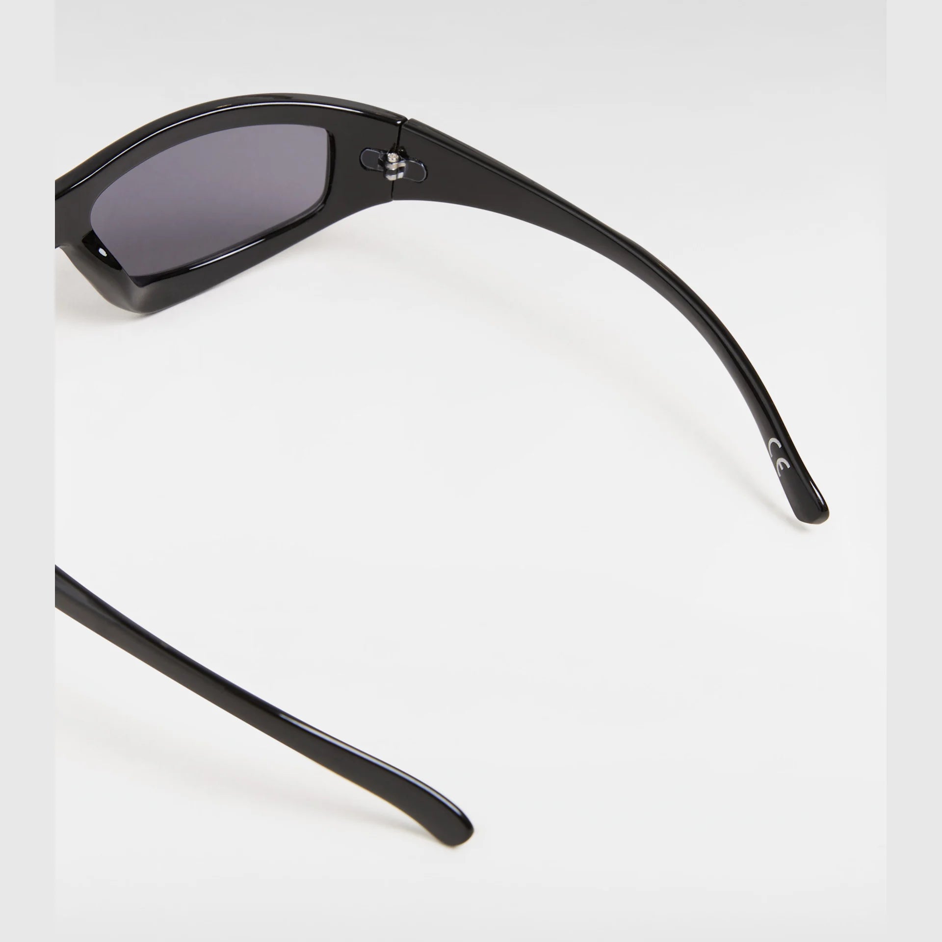 vans-felix-sunglasses-black-vn000gmzblk1-4