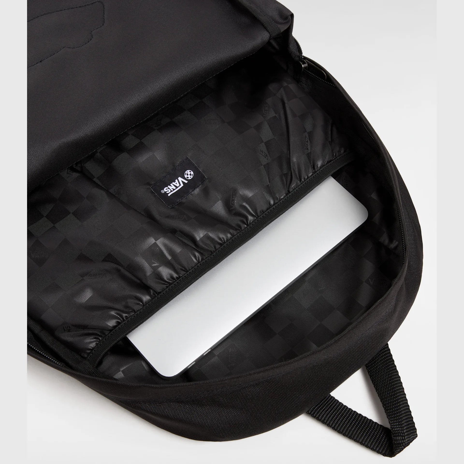 vans-old-skool-classic-backpack-black-vn000h4yblk1-5