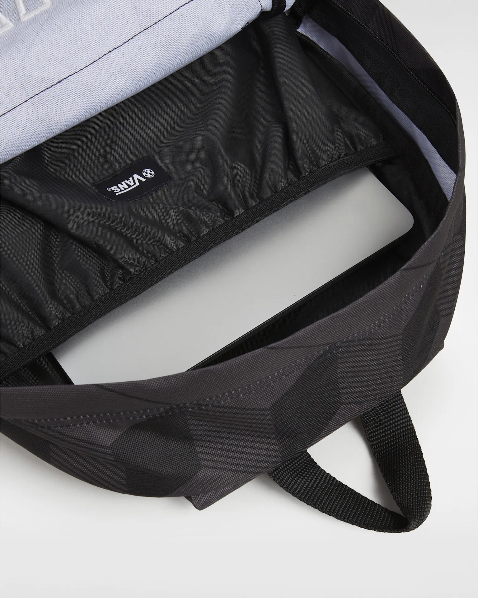 vans-old-skool-drop-v-backpack-black/asphalt-vn000h4zkou1-5