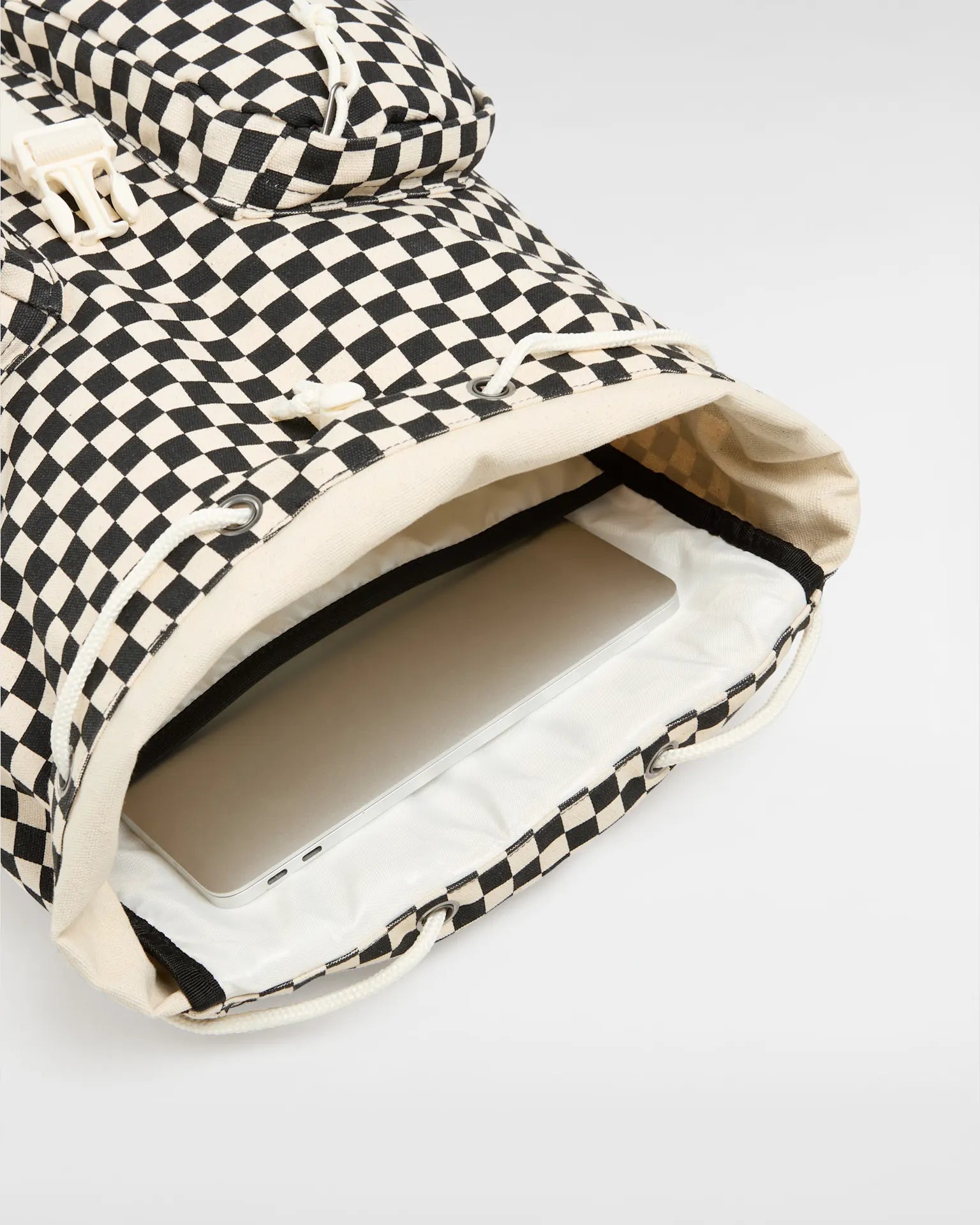 vans-field-trippin-rucksack-black/white-vn000hddy281-6