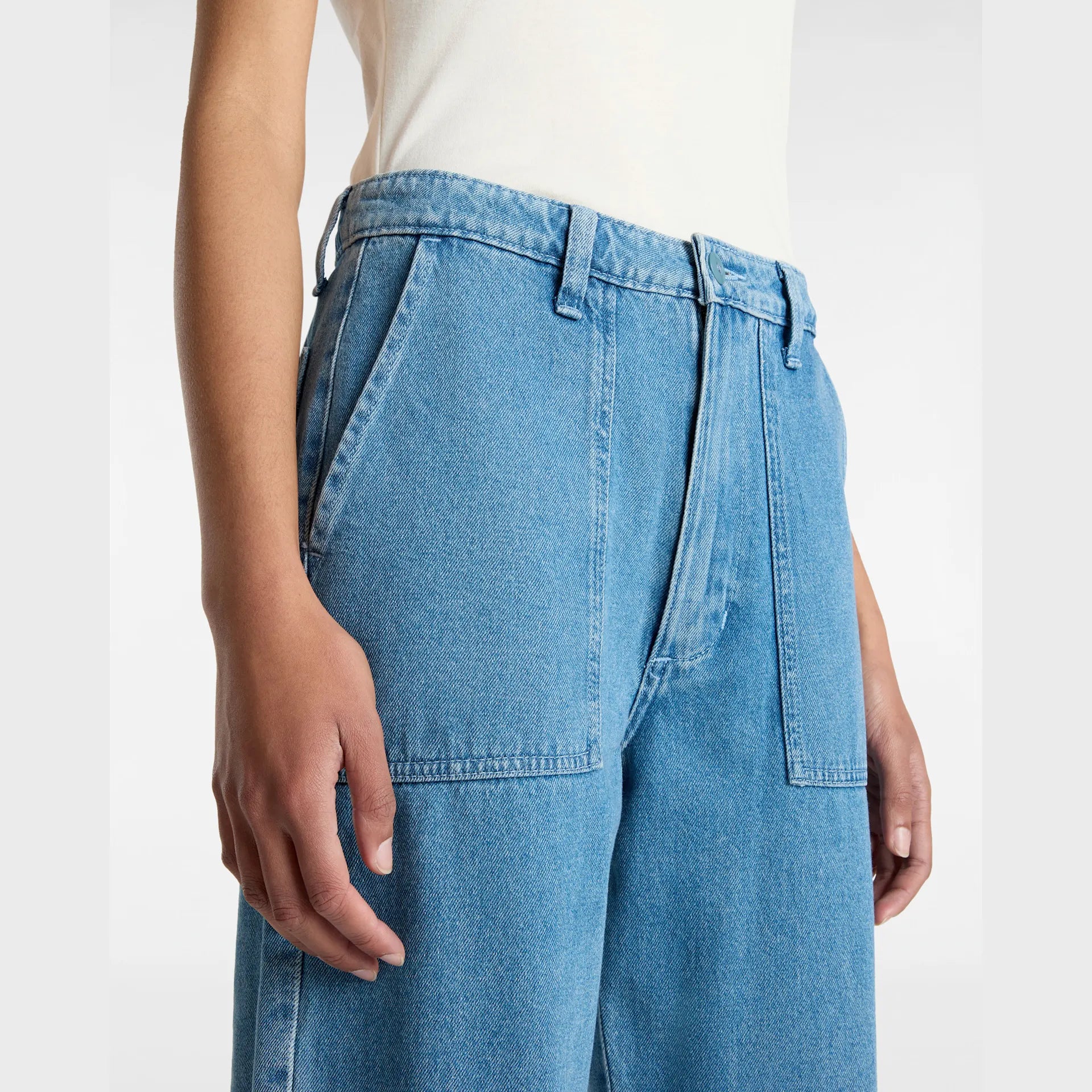 vans-union-relaxed-denim-carpenter-pant-stone-wash-vn000hgc7w61-7