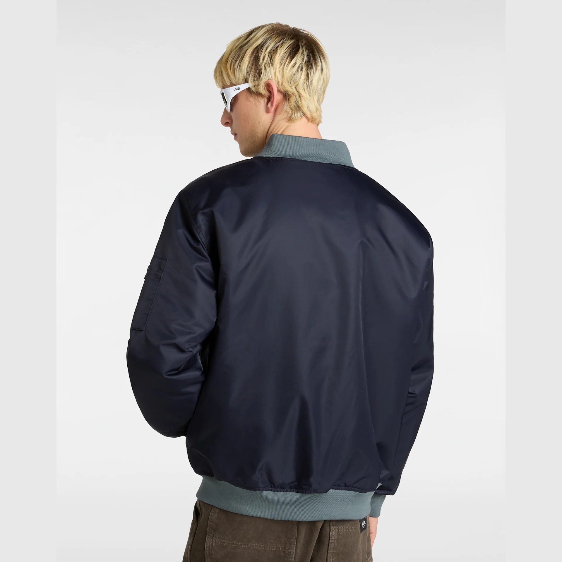 vans-copley-bomber-jacket-parisian-night-vn000hmqjdu1-4