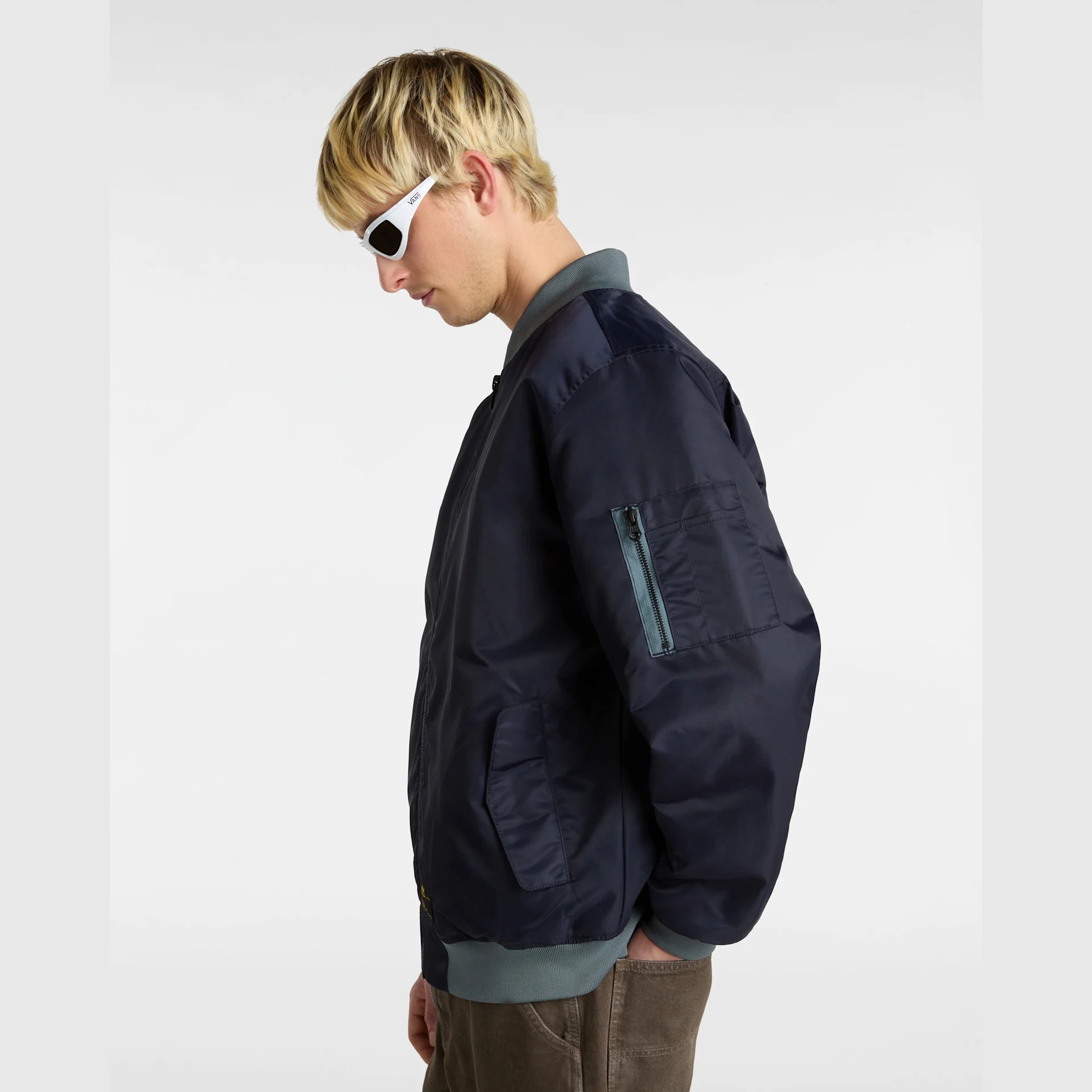 vans-copley-bomber-jacket-parisian-night-vn000hmqjdu1-5