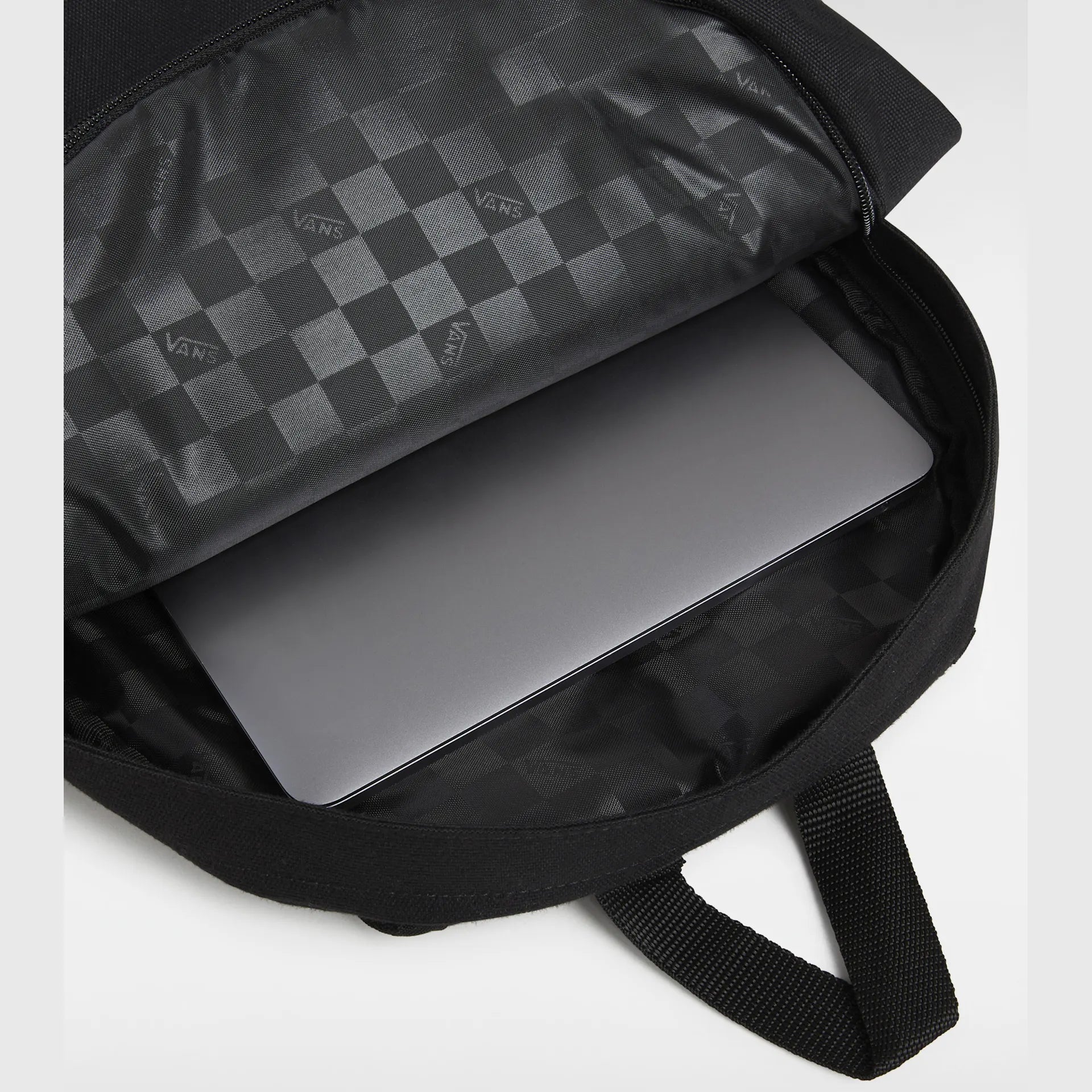 vans-old-skool-trek-backpack-black-vn000hrhblk1-8