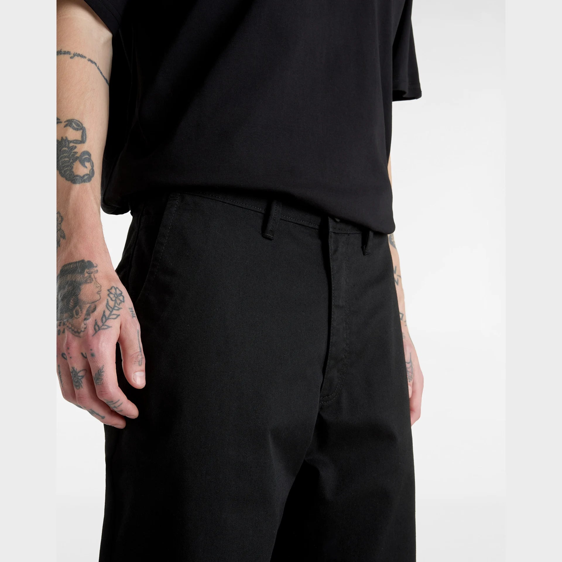 vans-authentic-chino-loose-pant-black-vn000hzcblk1-7