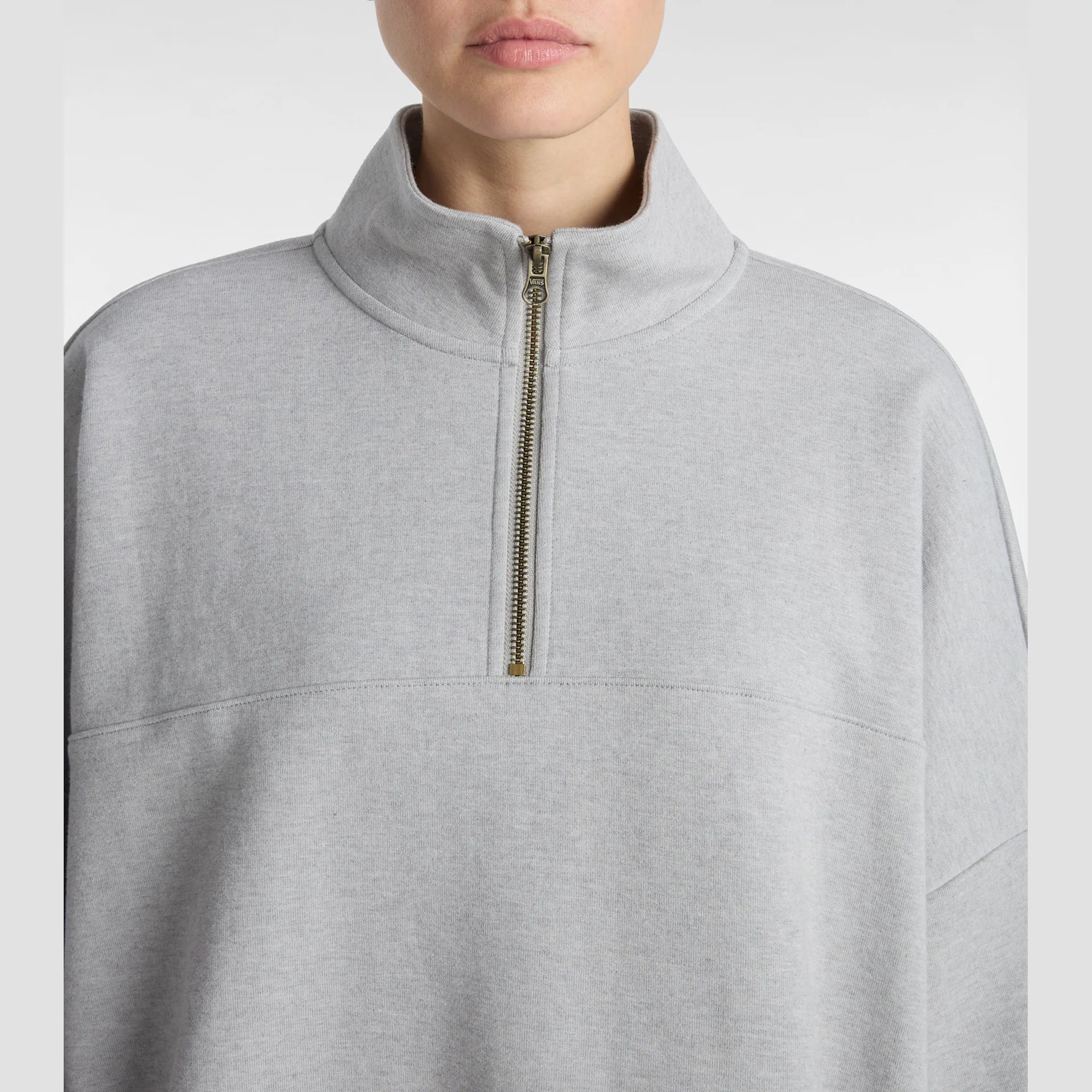 vans-elevated-double-knit-loose-mock-neck-cement-heather-vn000j4j02f1-7