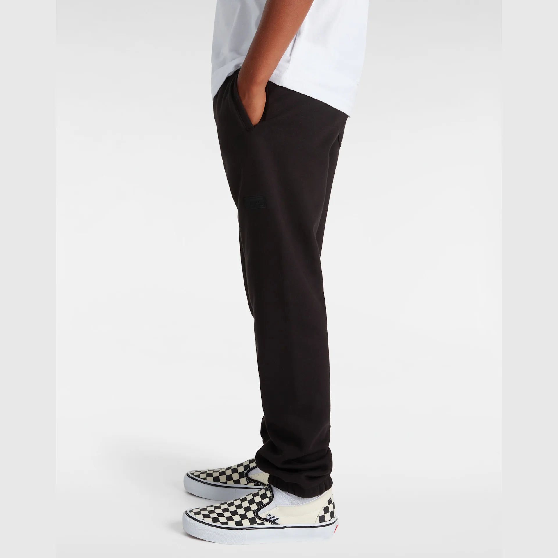 vans-core-basic-relaxed-fleece-pant-black-vn000jbablk1-5