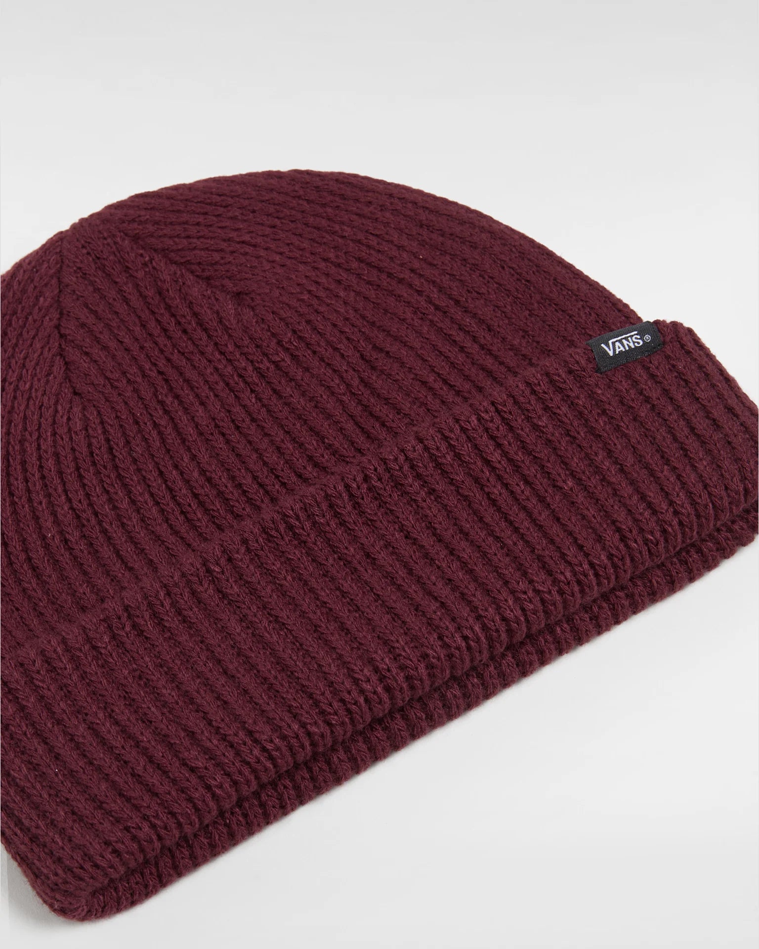 vans-core-basics-beanie-port-royale-vn000k9y4qu1-2