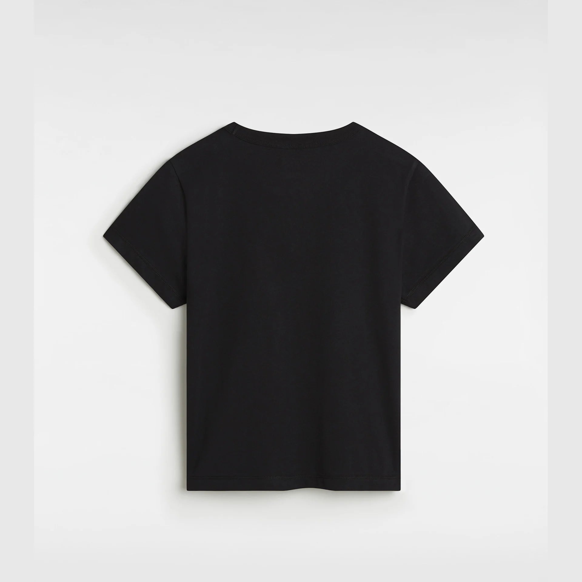 vans-beyond-mini-ss-tee-black-vn000kgcblk1-2