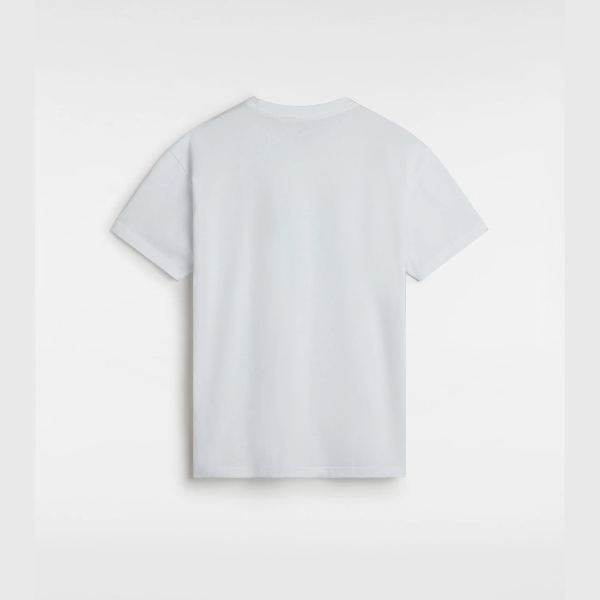 vans-beyond-oversize-ss-tee-white-vn000kgdwht1-2