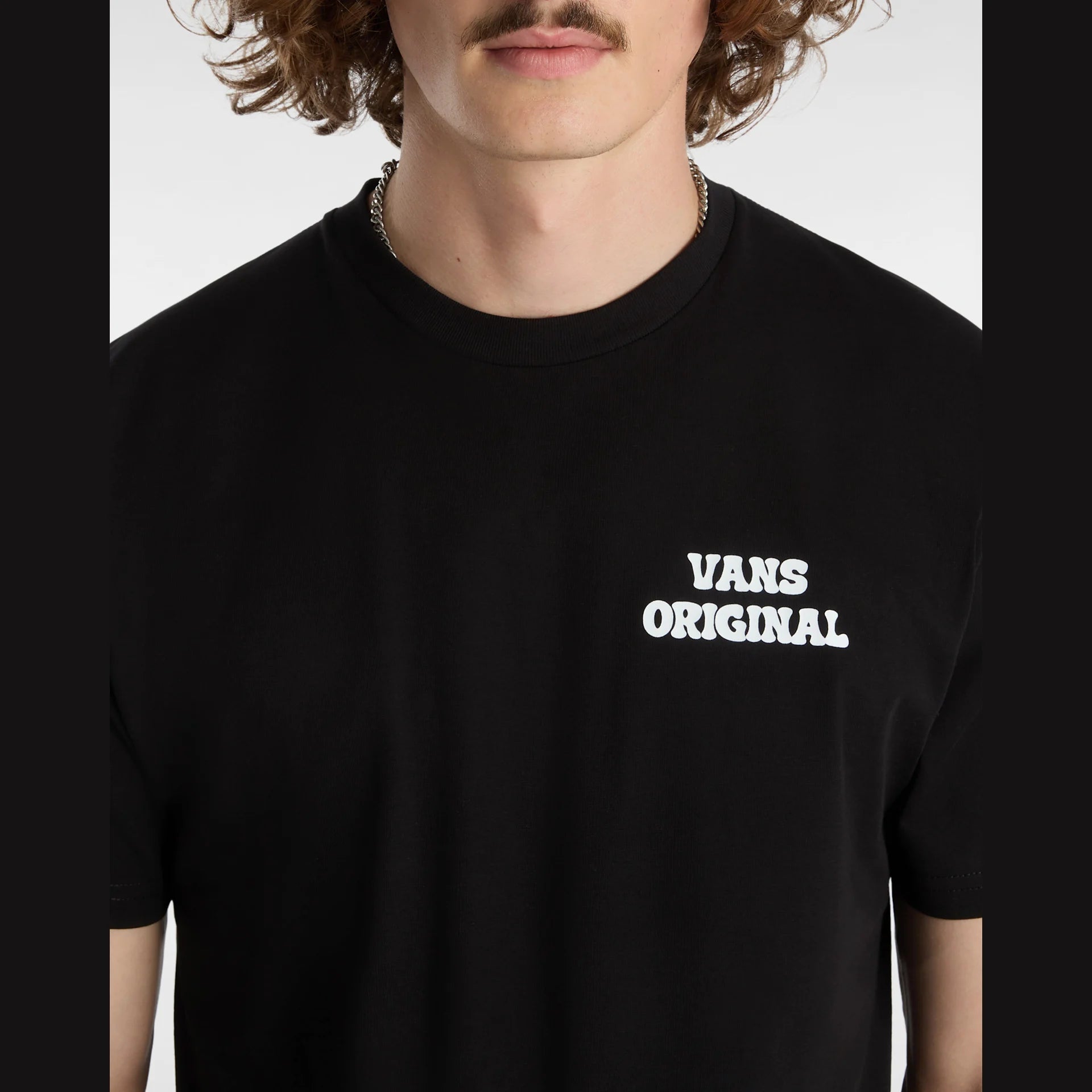 vans-skull-void-classic-ss-black-vn000khvblk1-6