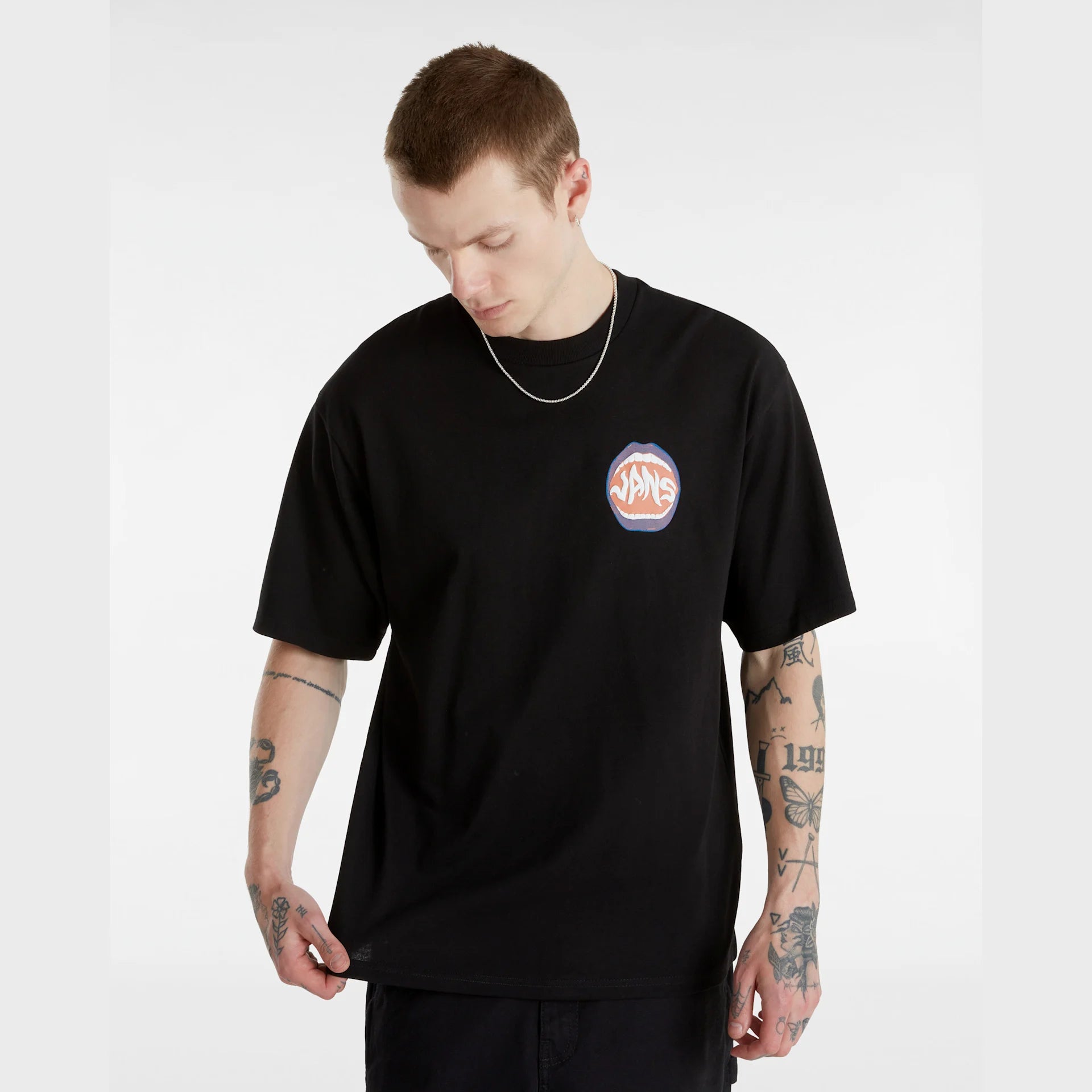 vans-og-open-mouth-loose-ss-black-vn000ktkblk1-3