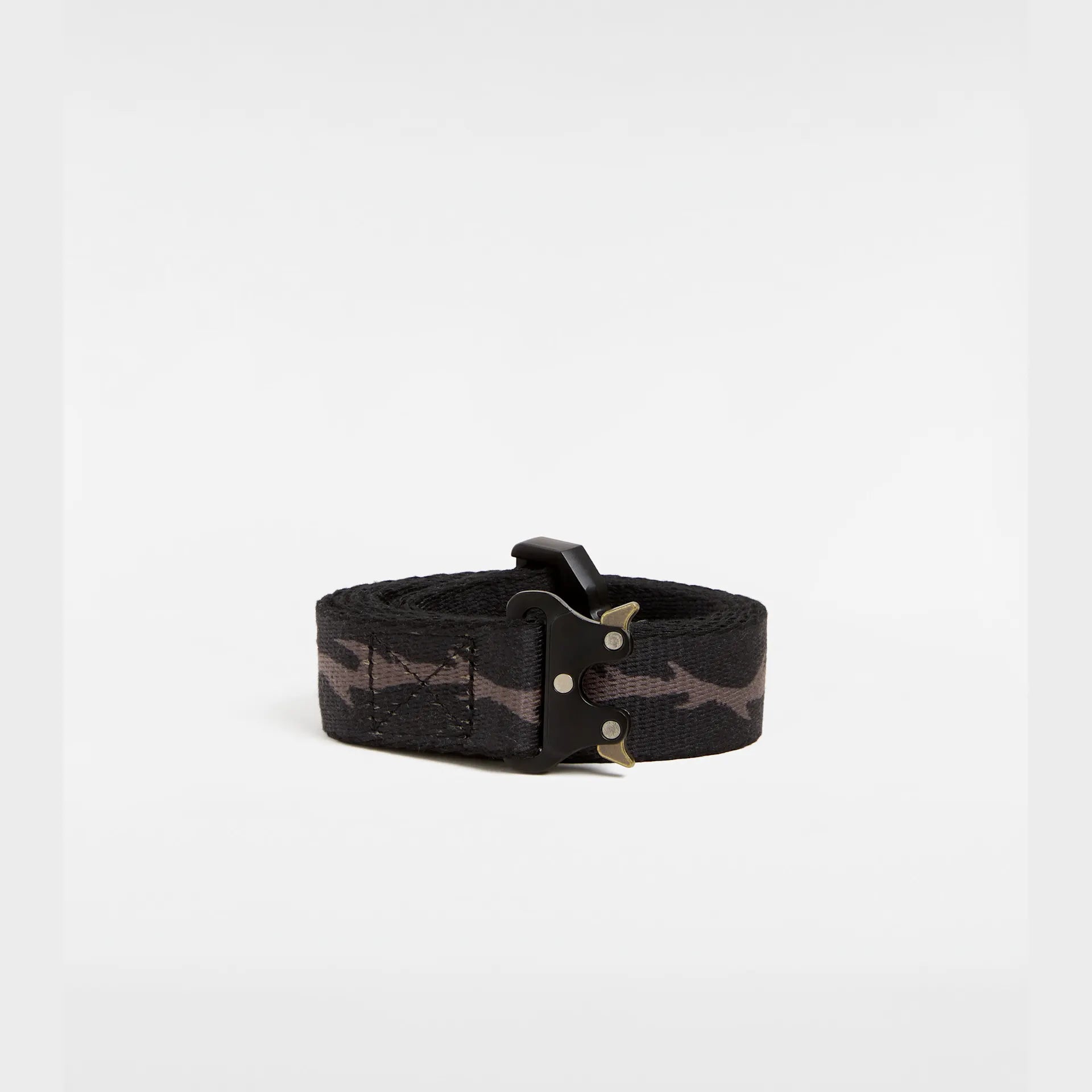 vans-skate-thorn-web-belt-black-vn000kyhblk1-1