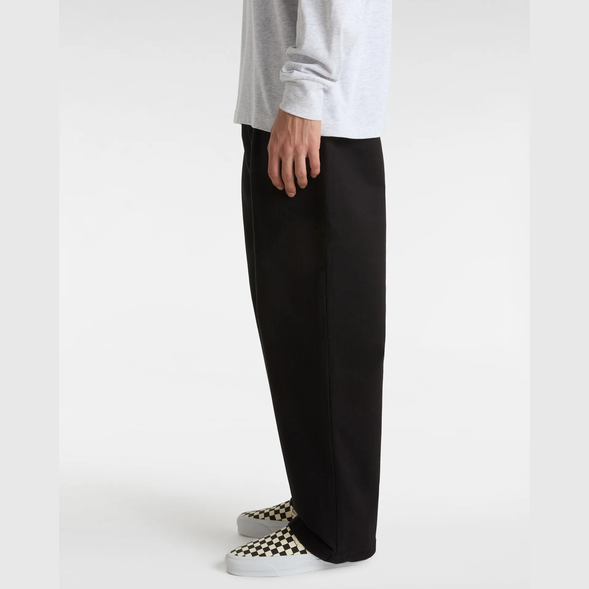 vans-skate-loose-pleated-pant-black-vn000kypblk1-5