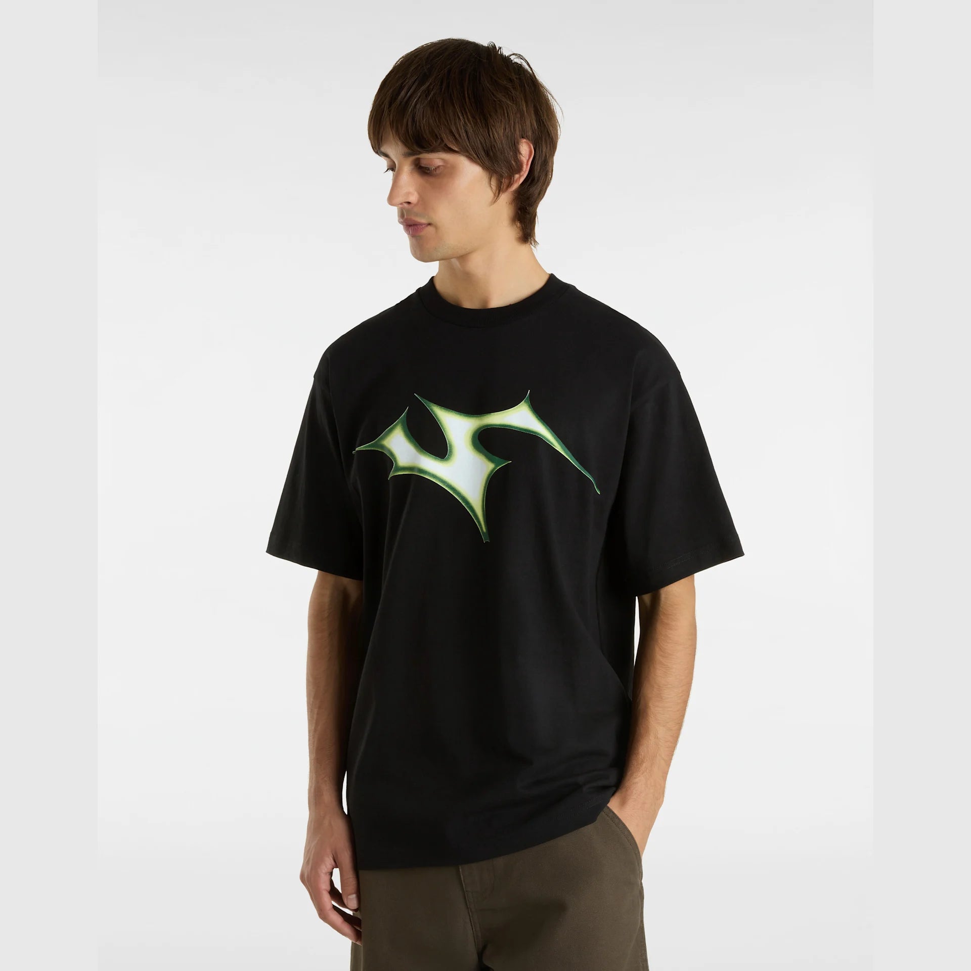 vans-skate-v-thorn-ss-tee-black-vn000m0mblk1-3