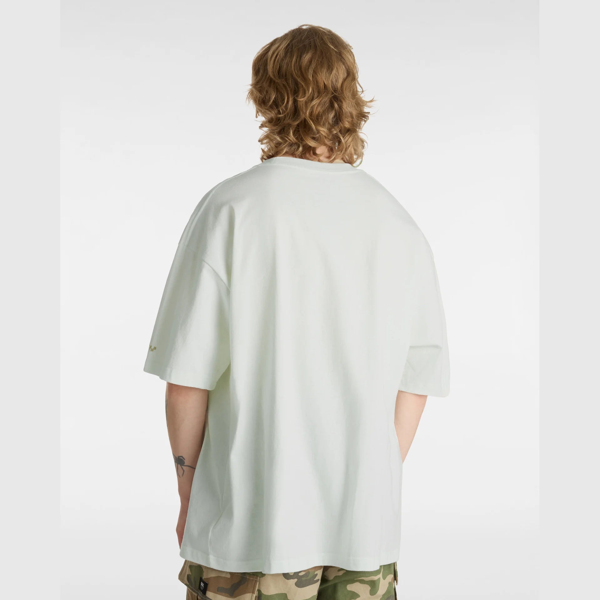 vans-skate-thinking-ss-tee-marshmallow-vn000m0nfs81-4