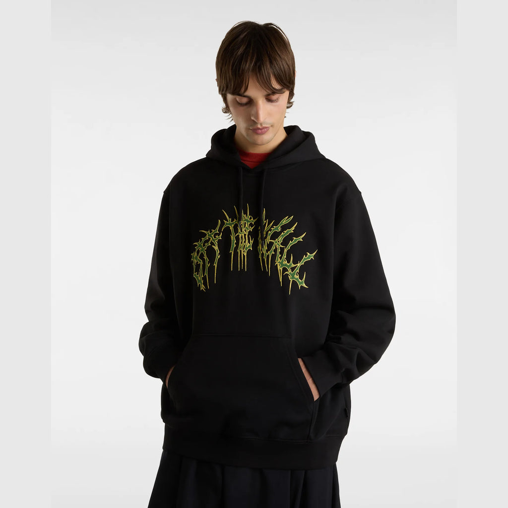 vans-metal-arch-pullover-black-vn000m1nblk1-3