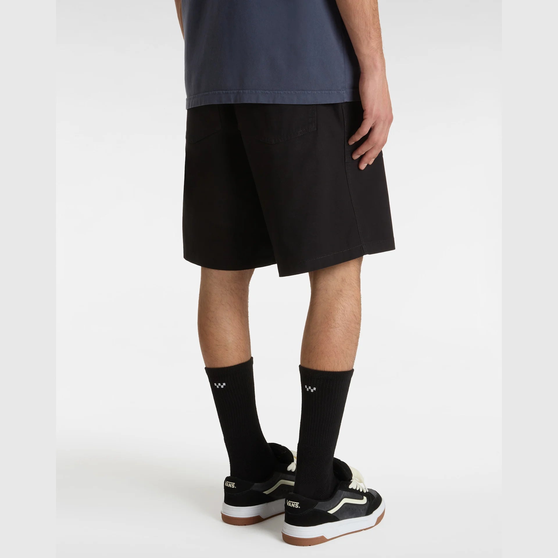 vans-fatigue-loose-short-black-vn000m3ablk1-4