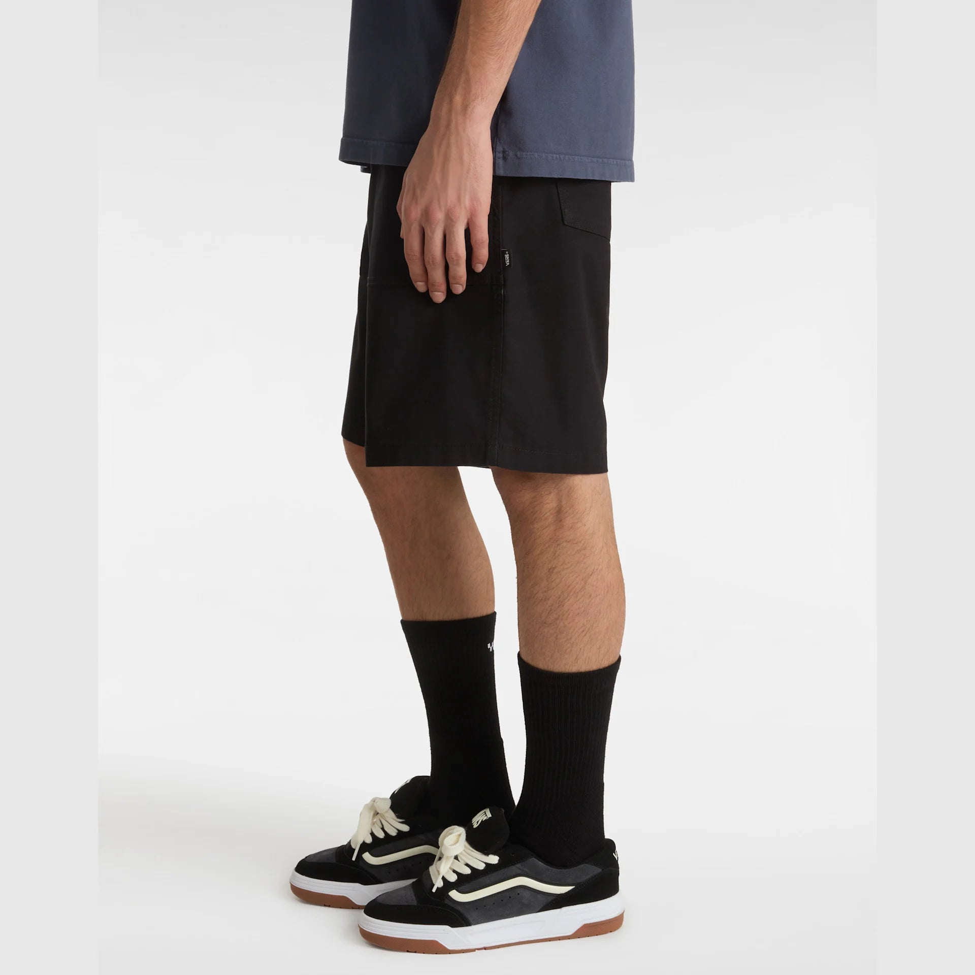 vans-fatigue-loose-short-black-vn000m3ablk1-5