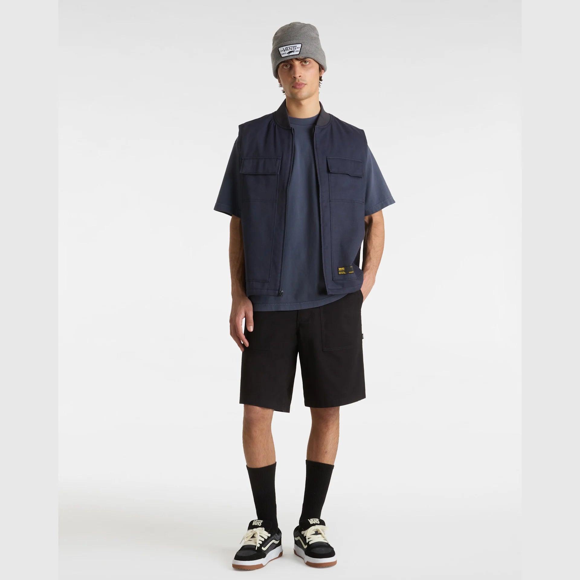vans-fatigue-loose-short-black-vn000m3ablk1-6