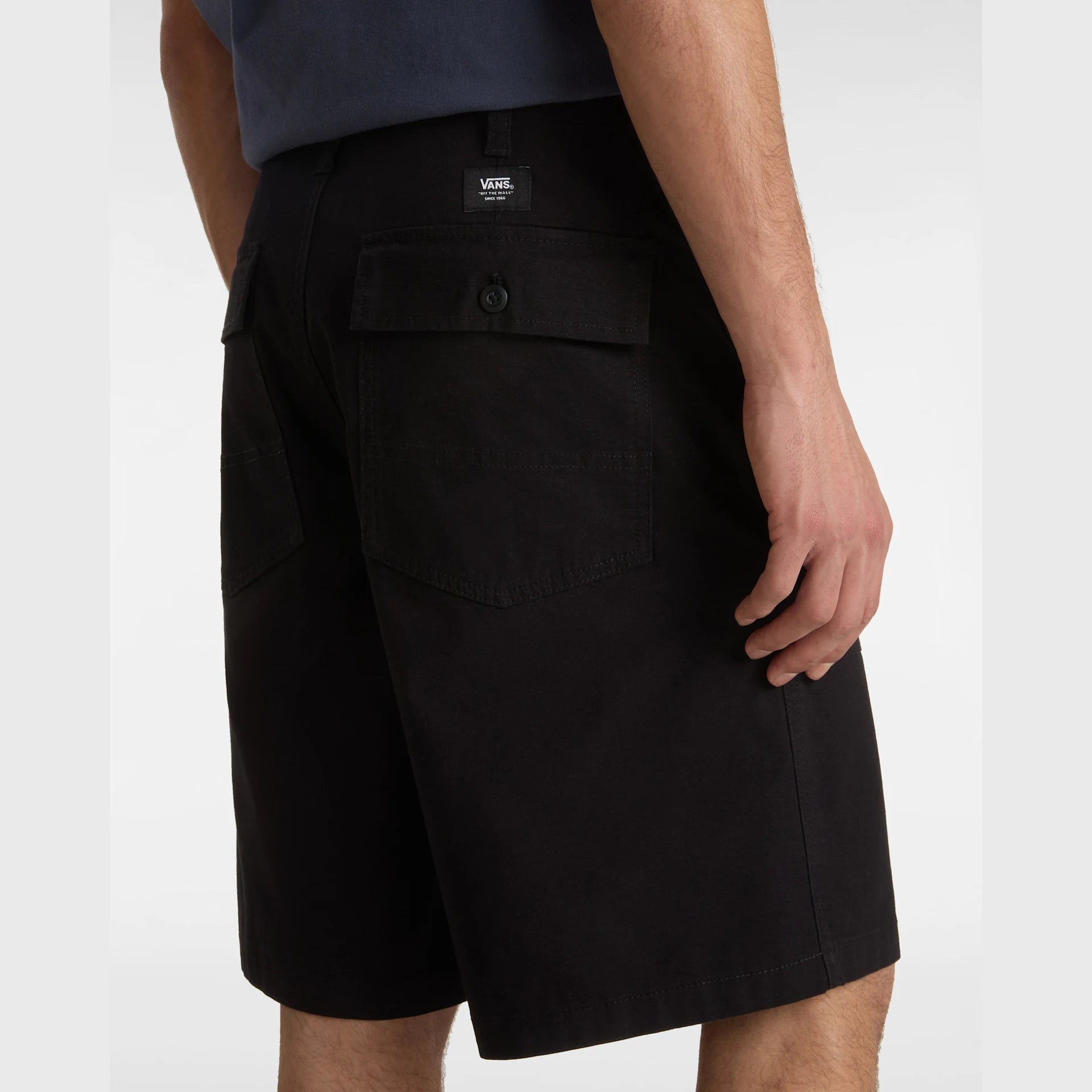 vans-fatigue-loose-short-black-vn000m3ablk1-8