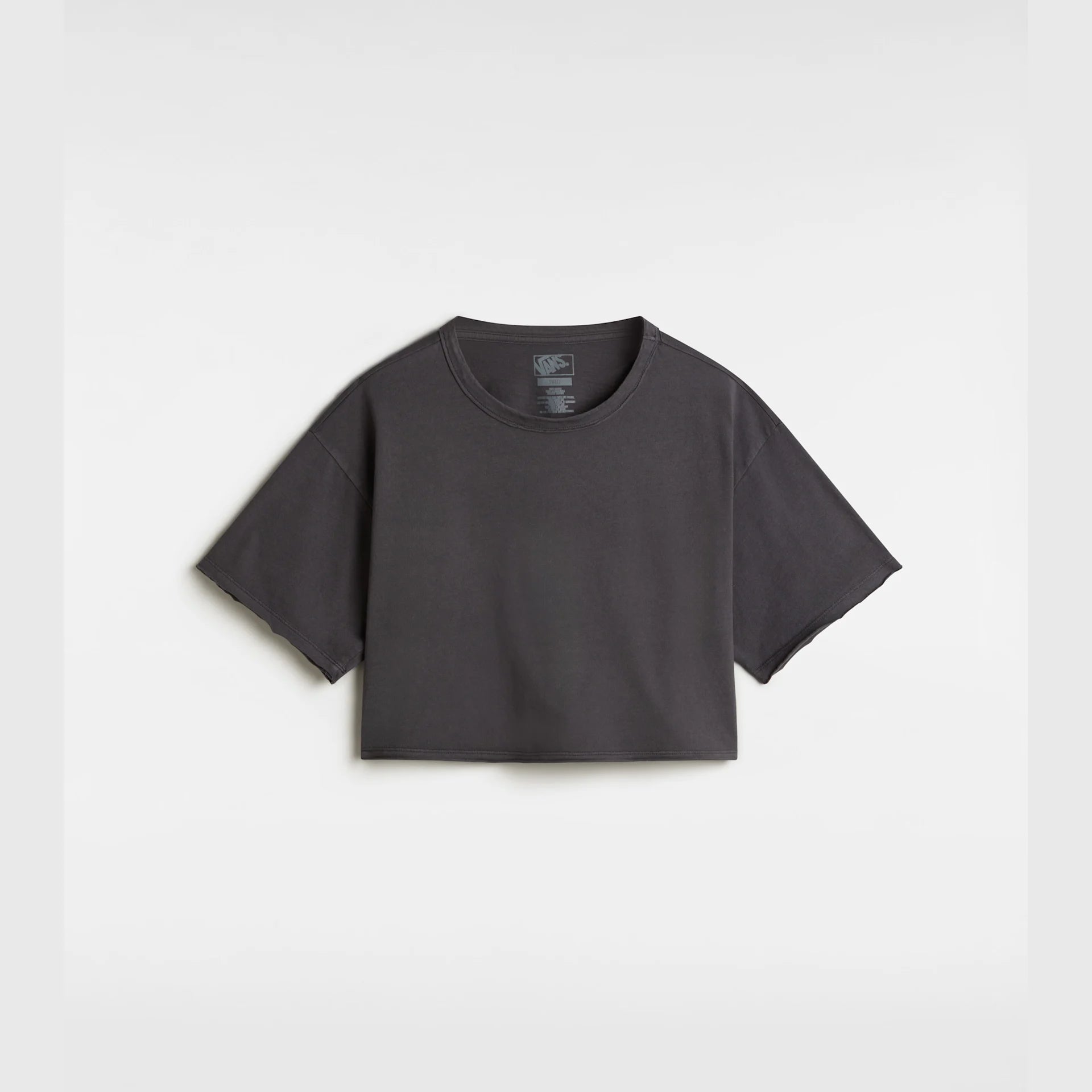 vans-relaxed-crop-wash-ss-tee-black-vn000m98blk1-1