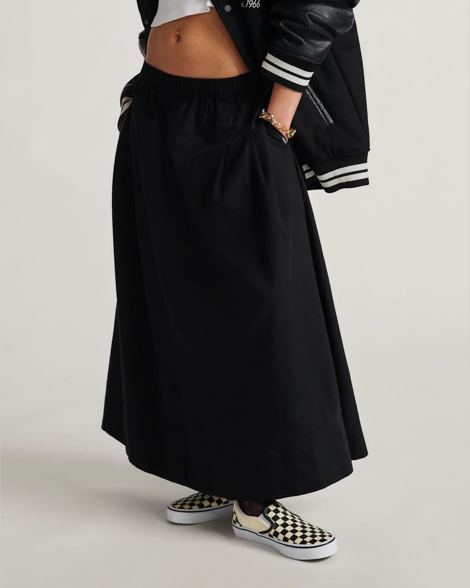 vans-francesca-full-skirt-black-vn000m9rblk1-3