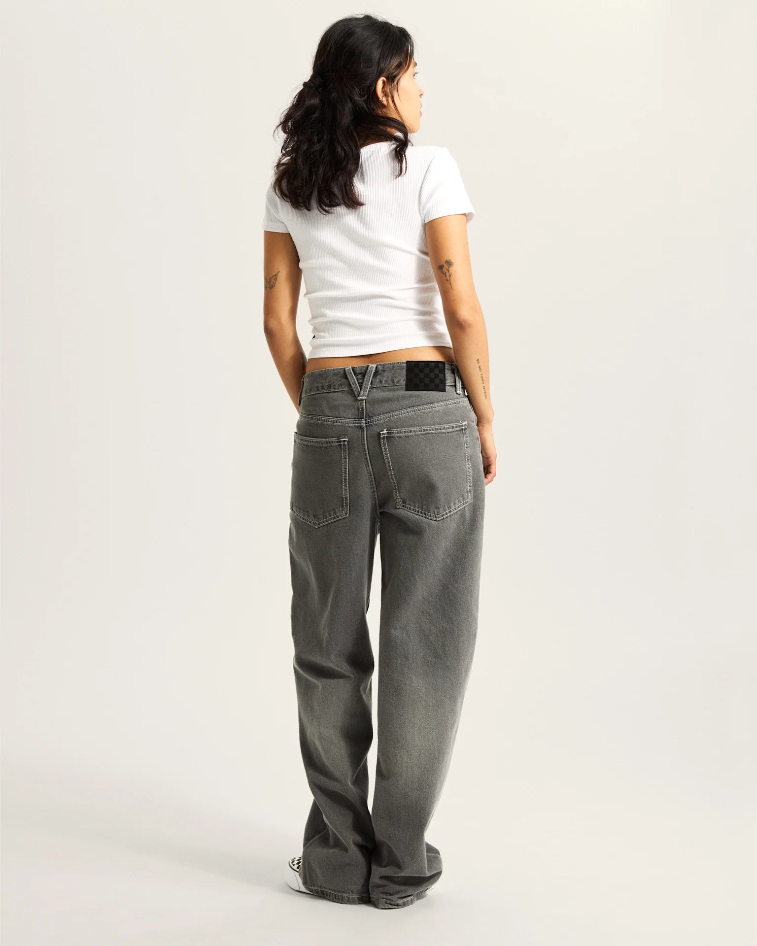 vans-sirelle-5-pocket-puddle-pants-grey-wash-vn000mb5y7j1-7
