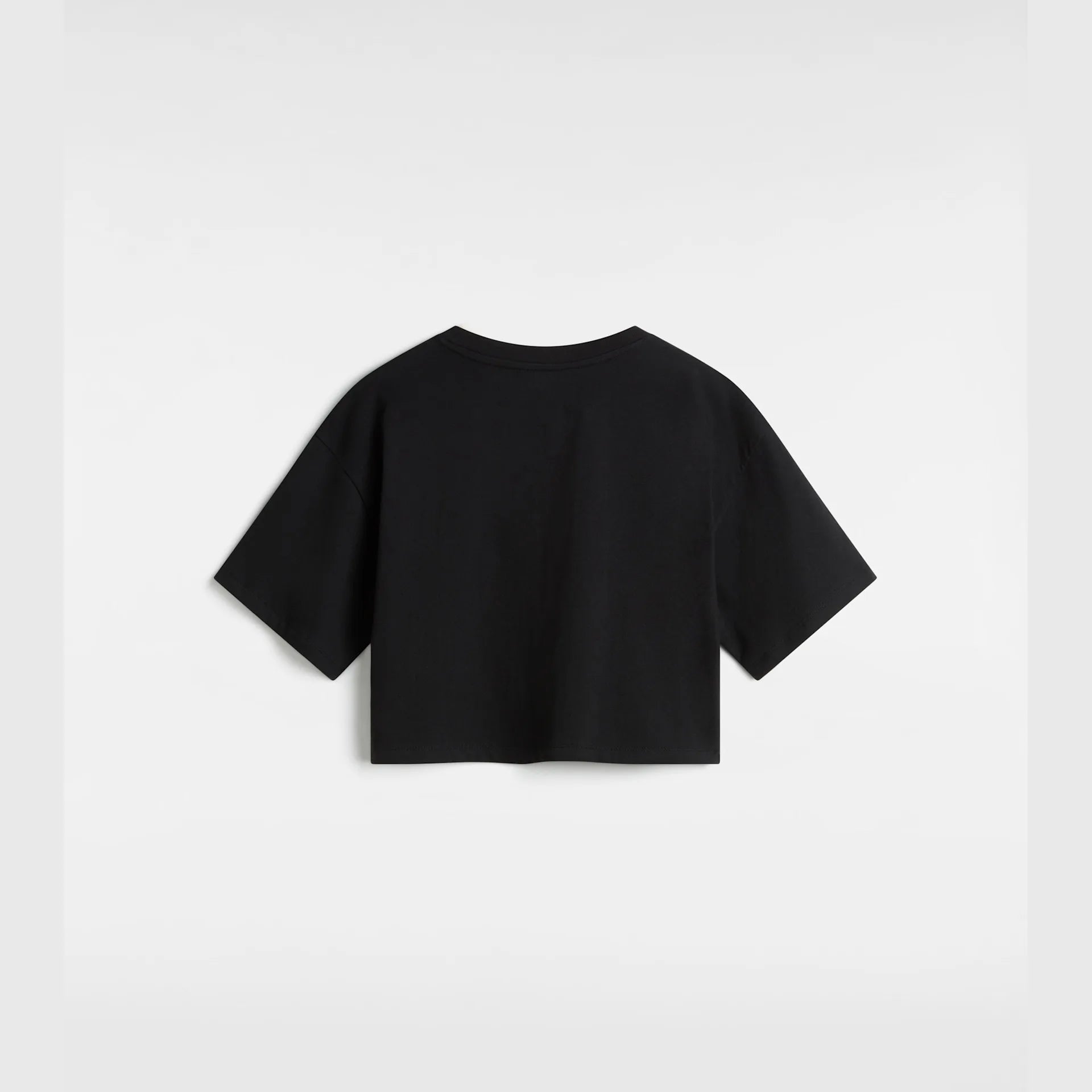 vans-grinning-face-ss-relax-crop-black-vn000mc5blk1-2