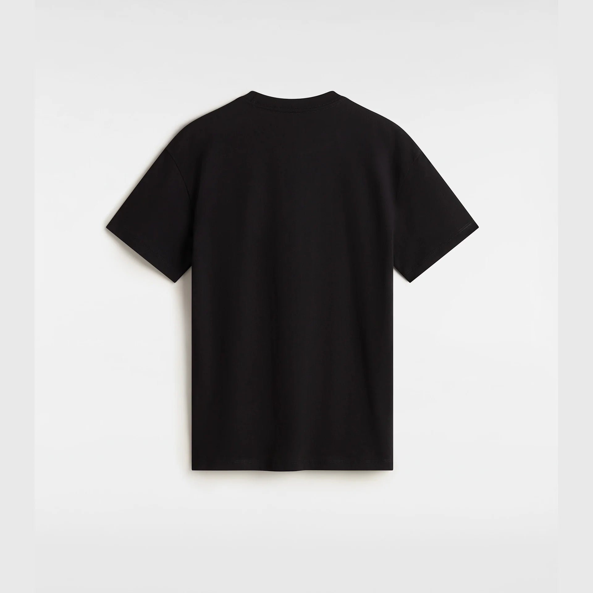 vans-decay-oversized-ss-black-vn000mcrblk1-2