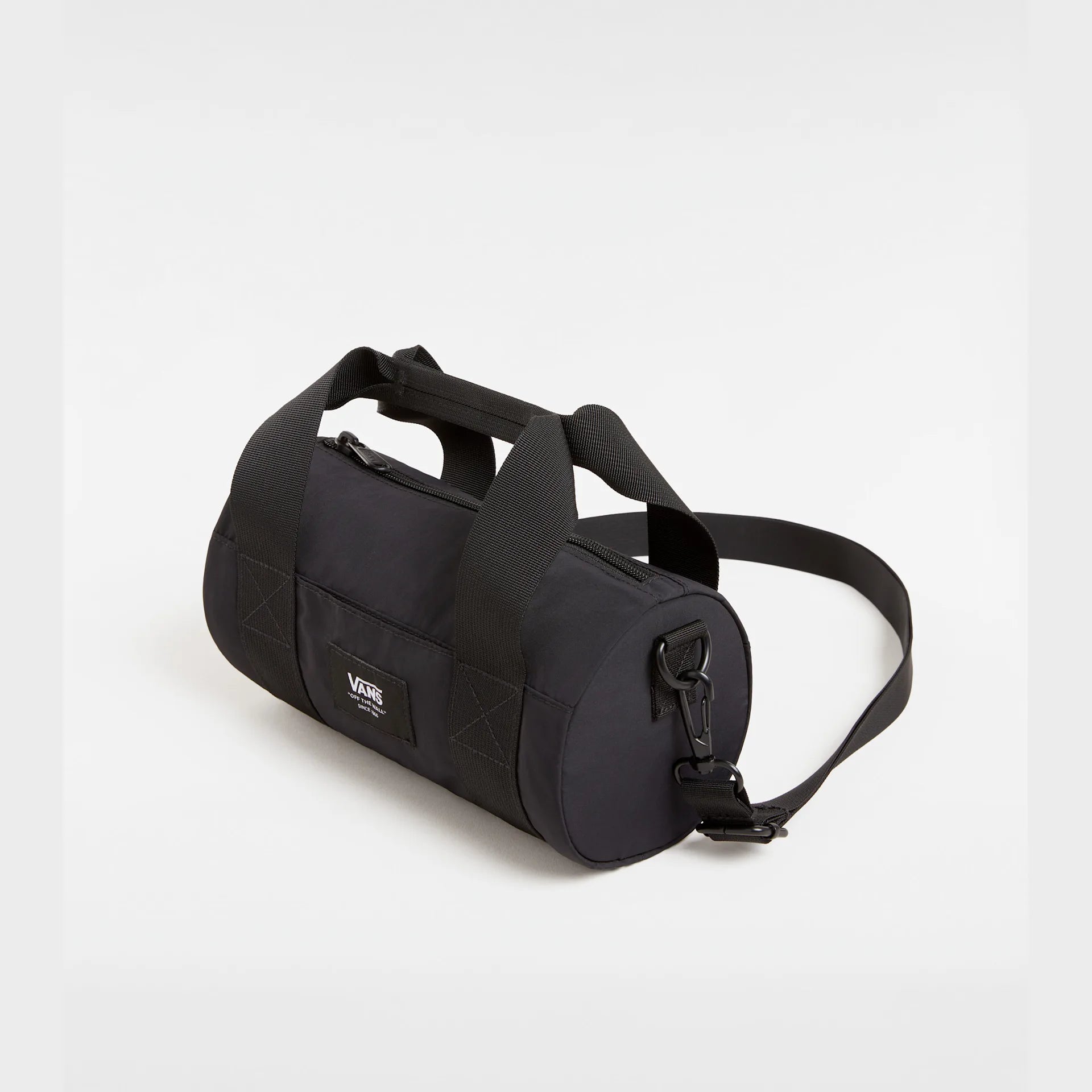 vans-barreled-mini-bag-black-vn000mntblk1-2